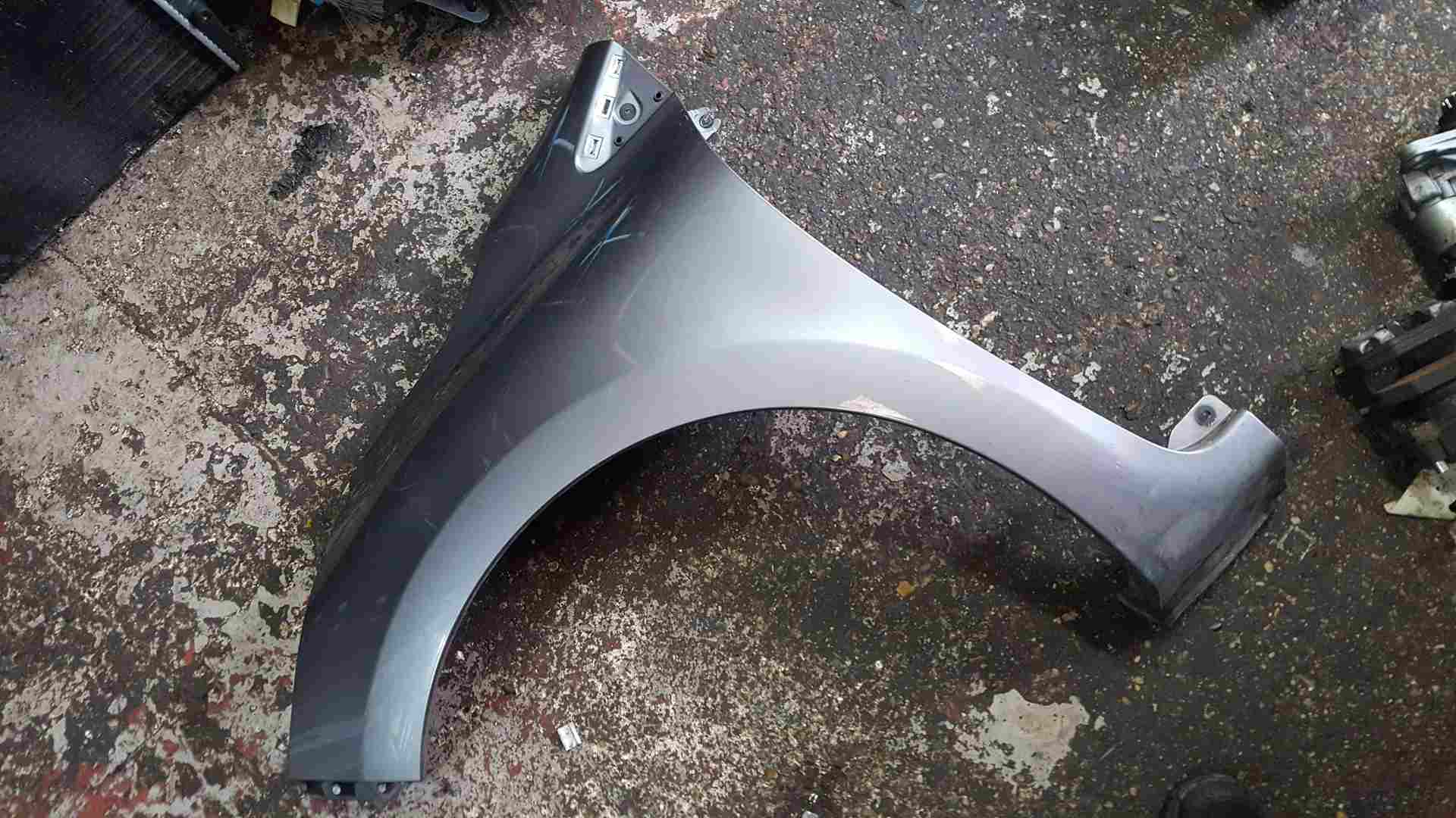 Thumb 3 Renault Clio MK4 2013-2018 Passenger NSF Tekng Wing Quarter