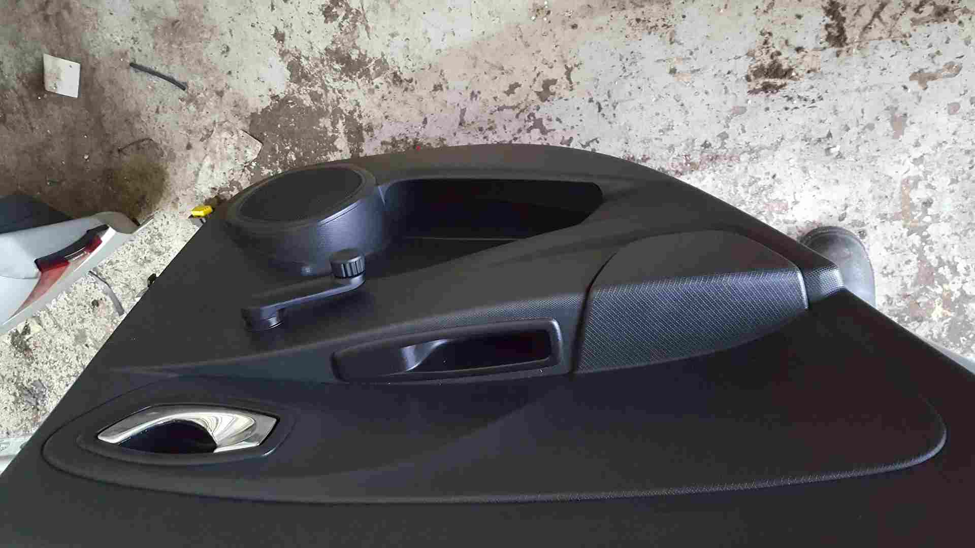 Renault Clio MK4 2013-2018 Passenger NSR Rear Door Silver Ted69 Grade A
