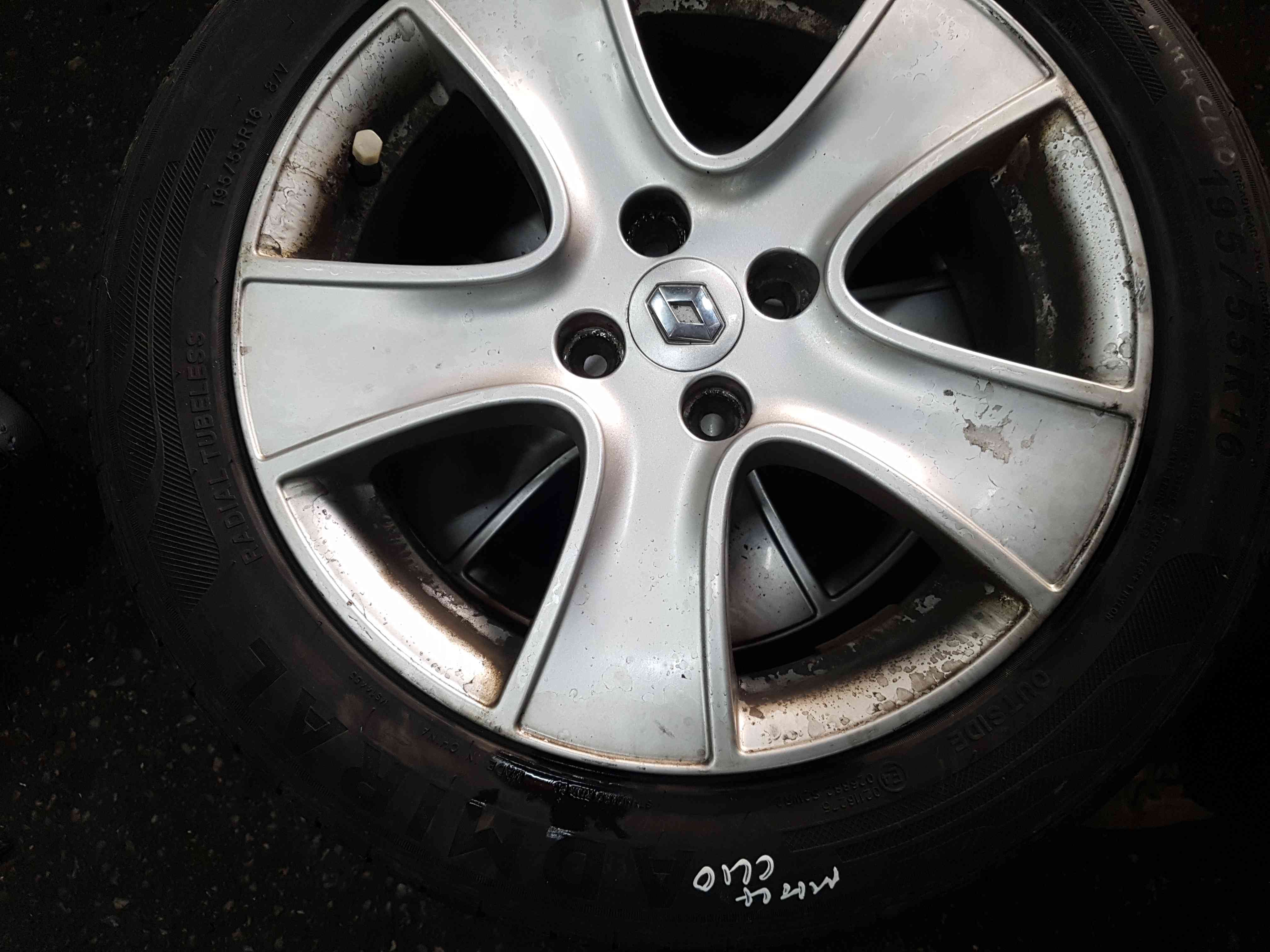 Thumb 6 Renault Clio MK4 2013-2018 Passion Alloy Wheel + Tyre 195 55 16 6Mm 403006502R