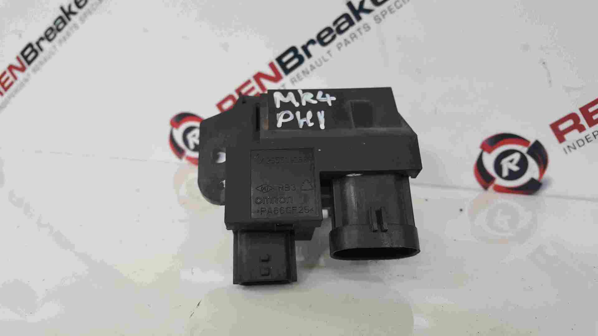 Thumb 2 Renault Clio MK4 2013-2018 Radiator Cooling Fan Resistor Fan 255509263R