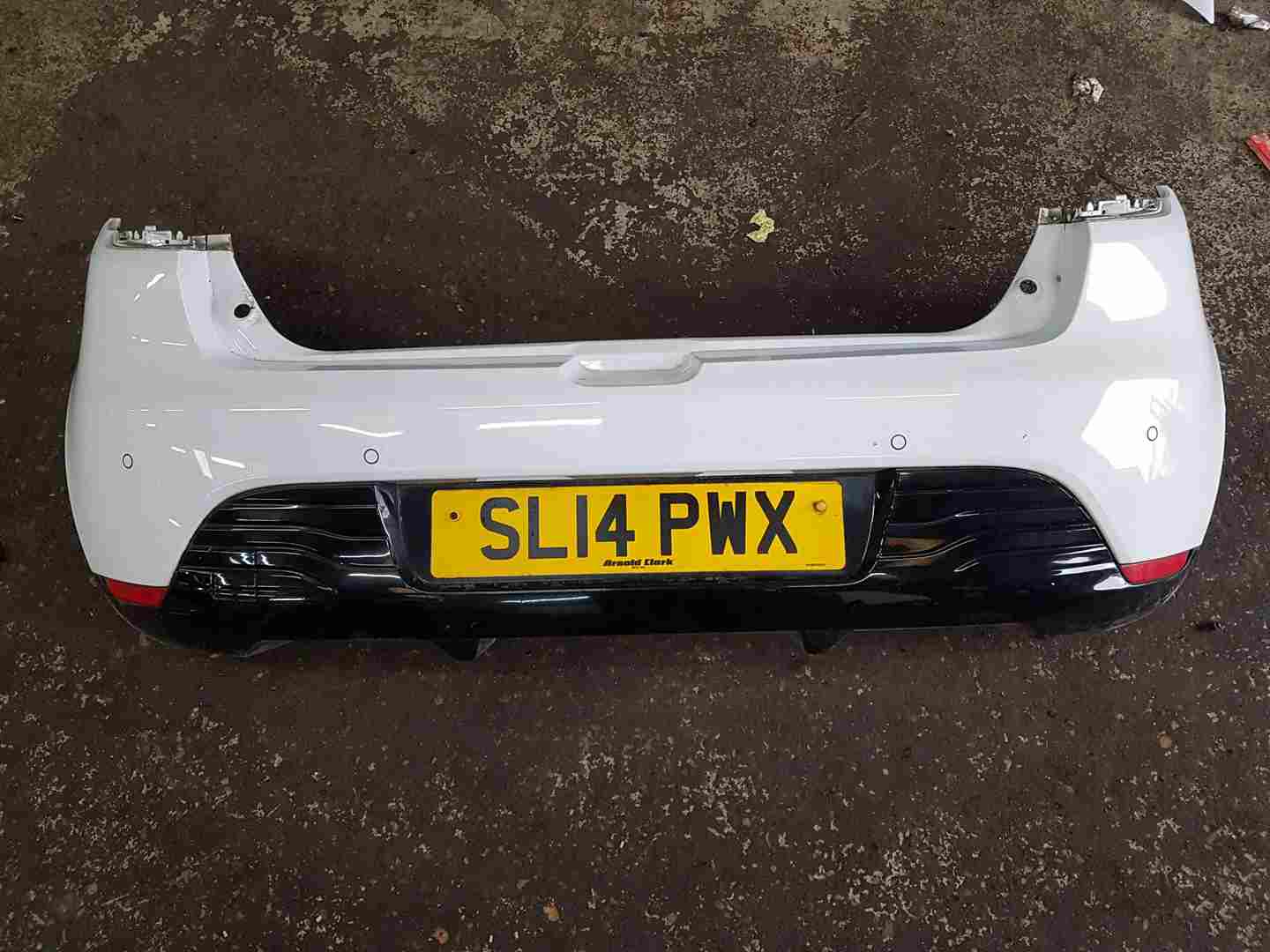 Thumb 9 Renault Clio MK4 2013-2018 Rear Bumper White Ov369 + Reverse Sensors