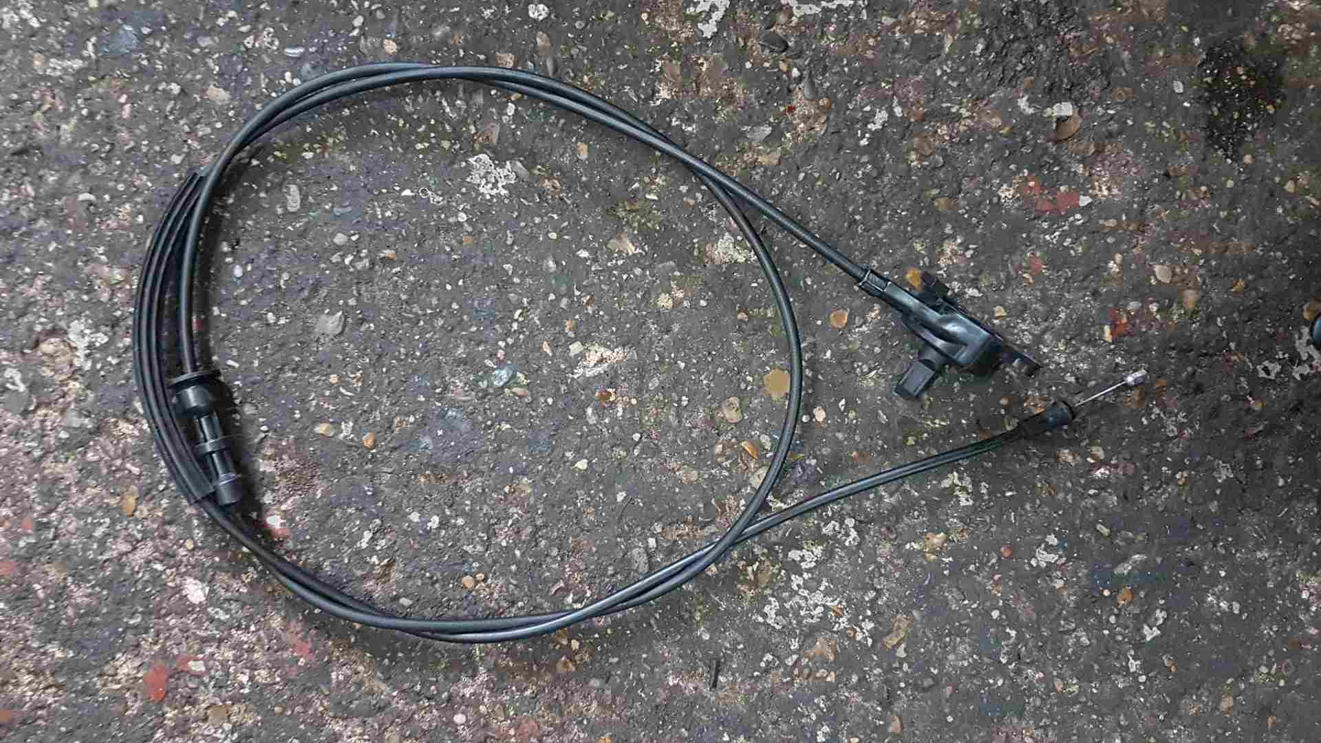 Renault Clio MK4 2013-2019 Bonnet Release  Open Pull Cable