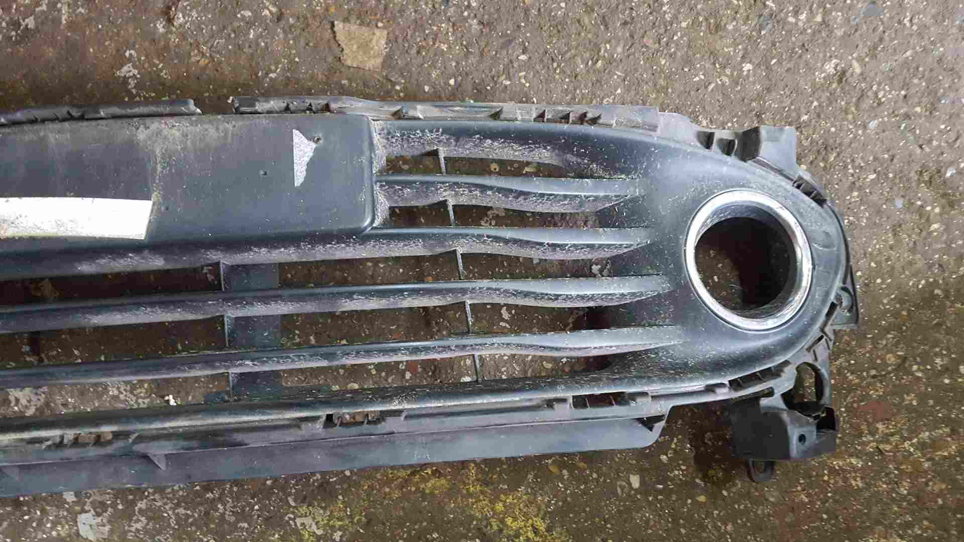 Thumb 2 Renault Clio MK4 2013-2019 Bottom Front Bumper Grille Grill Insert Chrome fogs
