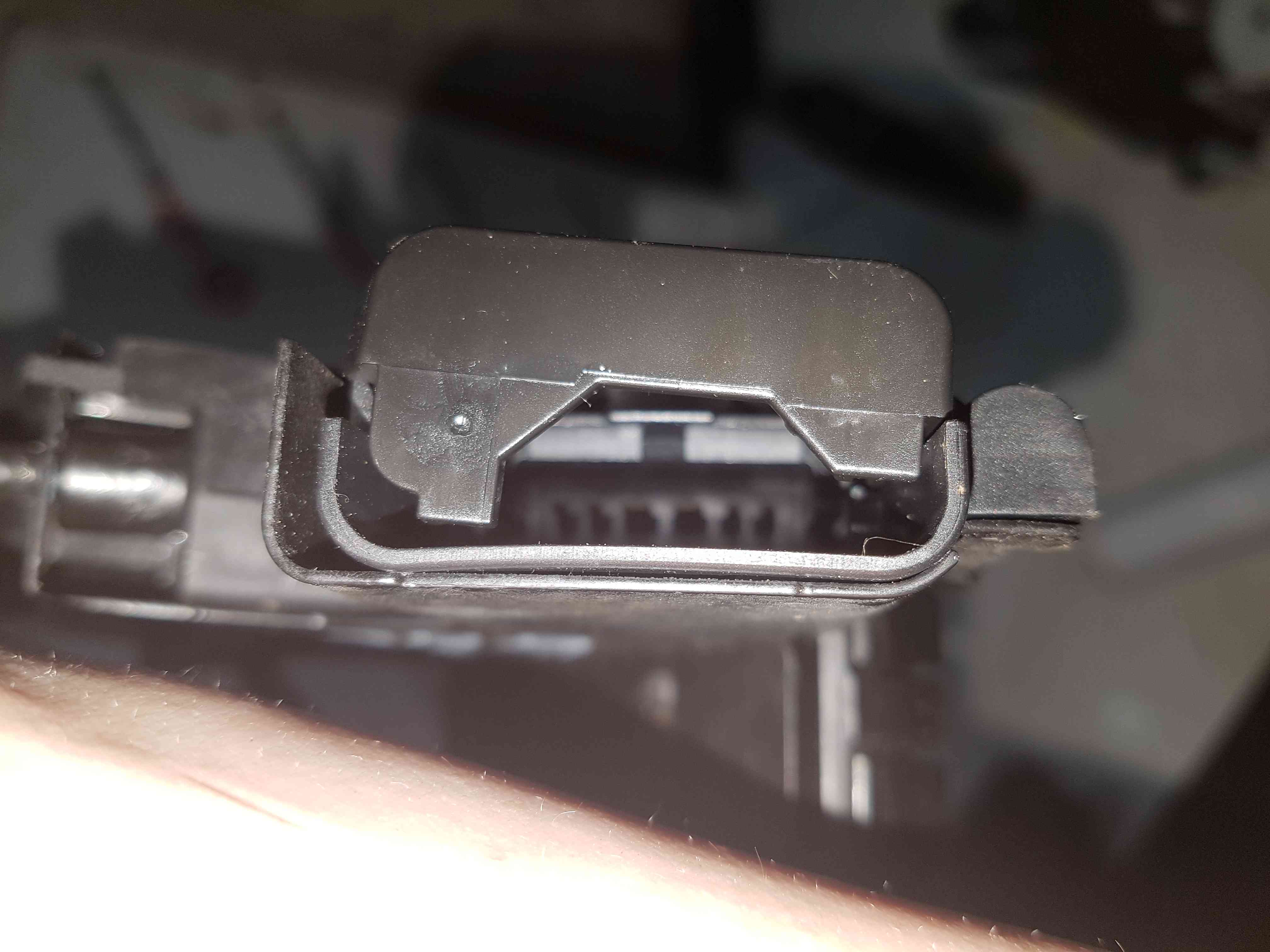 Renault Clio MK4 2013-2019 Drivers OSF Front Door Lock Mechanism 805005925R