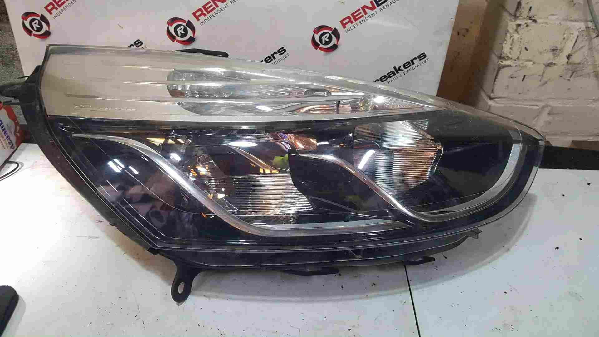 Thumb 9 Renault Clio MK4 2013-2019 Drivers OSF Front Headlight 260102482r