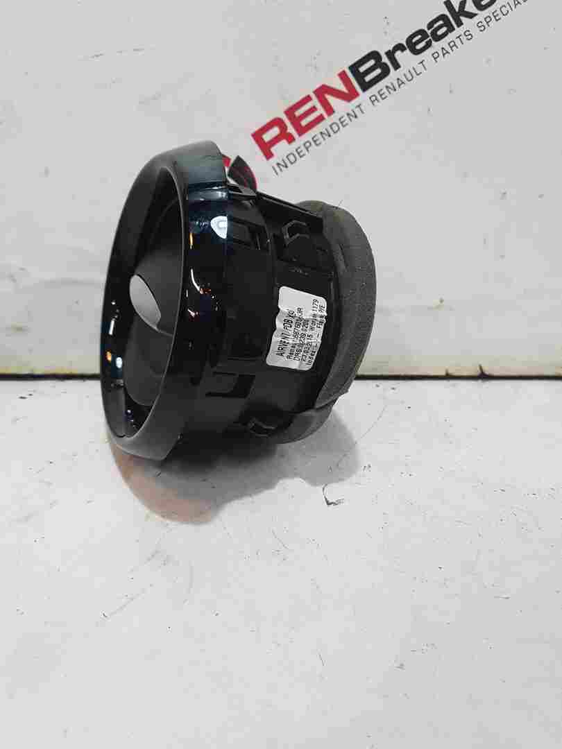 Thumb 5 Renault Clio MK4 2013-2019 Drivers NSF OSF Heater Vent Black 687605663R