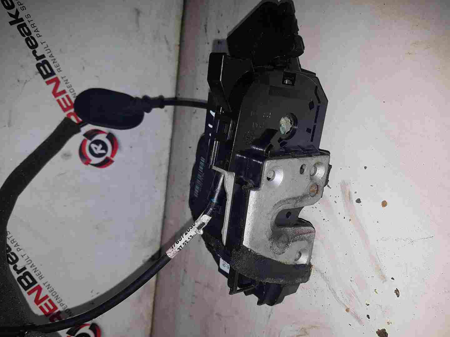 Thumb 2 Renault Clio MK4 2013-2019 Drivers OSR Rear Door Lock Mechanism 6 pin 825001873R