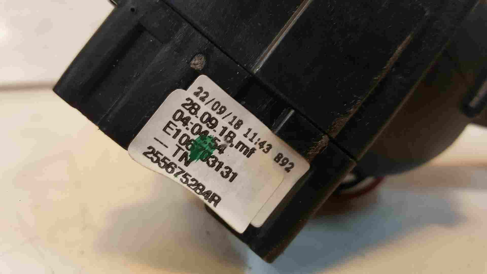 Thumb 3 Renault Clio MK4 2013-2019 Headlight Indicator Stalk Switch 255675284R