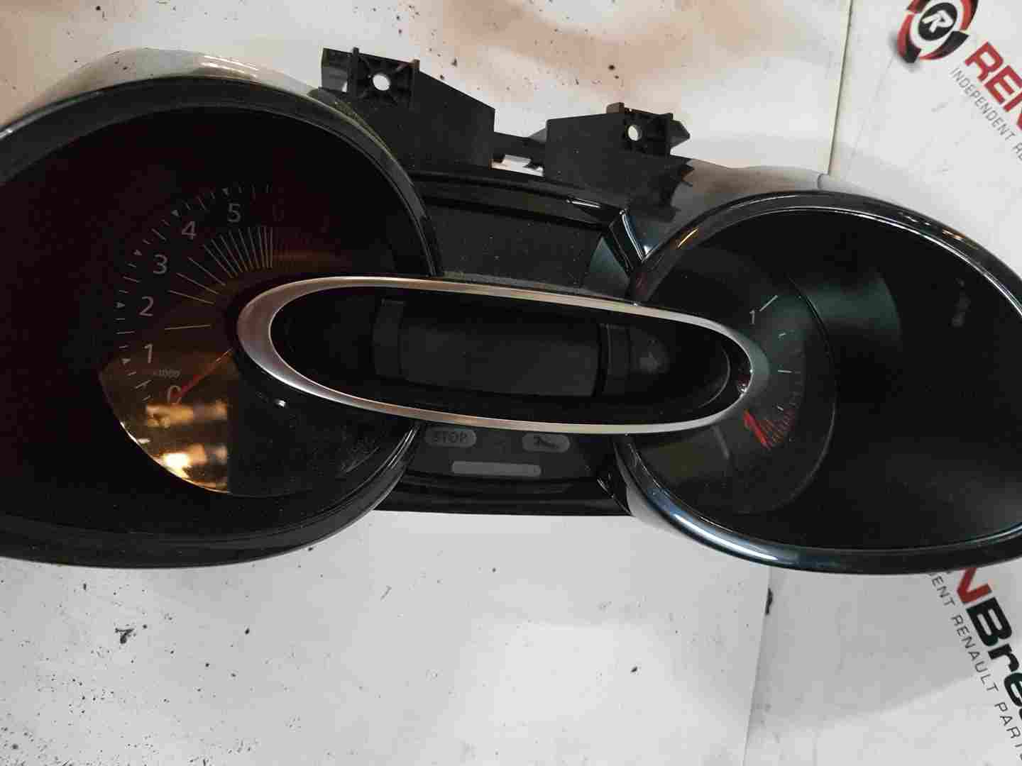 Thumb 2 Renault Clio MK4 2013-2019 Instrument Panel Dials Clocks RED Arms 248106279R