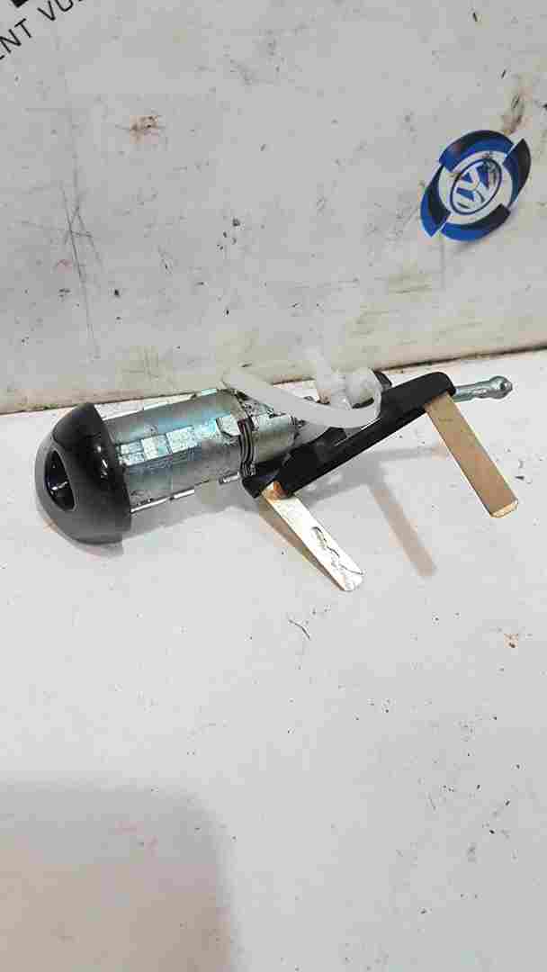 Renault Clio MK4 2013-2019 Passenger Door Lock Barrel + 2X KEY