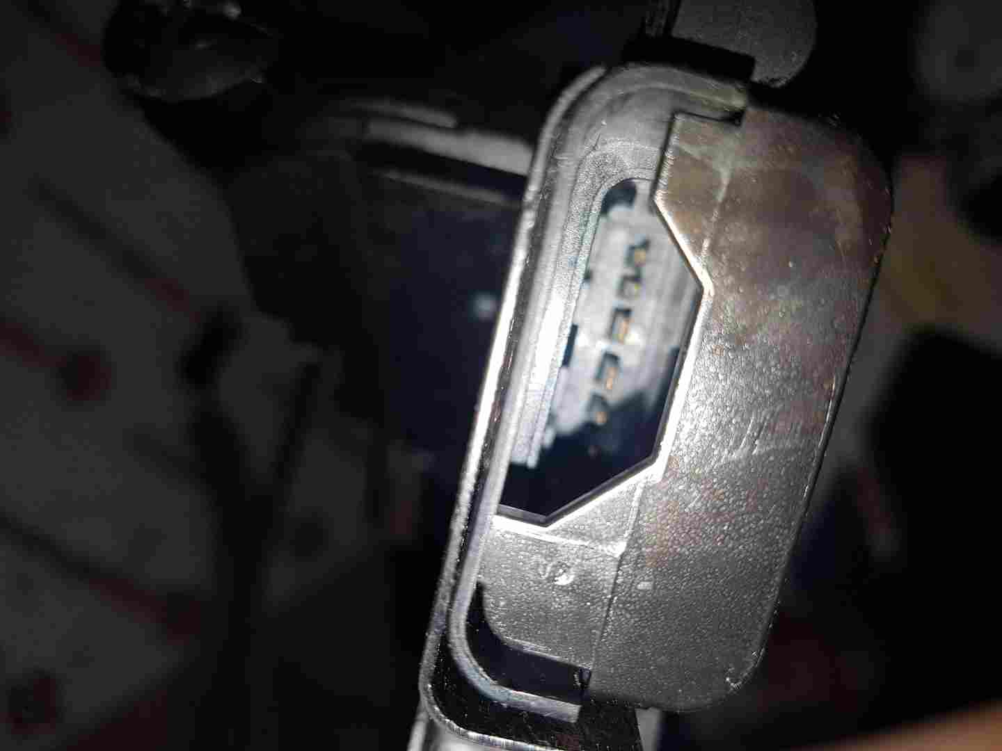 Thumb 4 Renault Clio MK4 2013-2019 Passenger NSF Door Lock Mechanism 6 PIN 805014017R