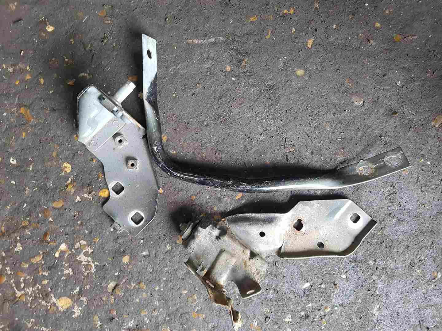 Renault Clio MK4 2013-2019 Passenger NSF Front Bumper Support Brackets Black Set