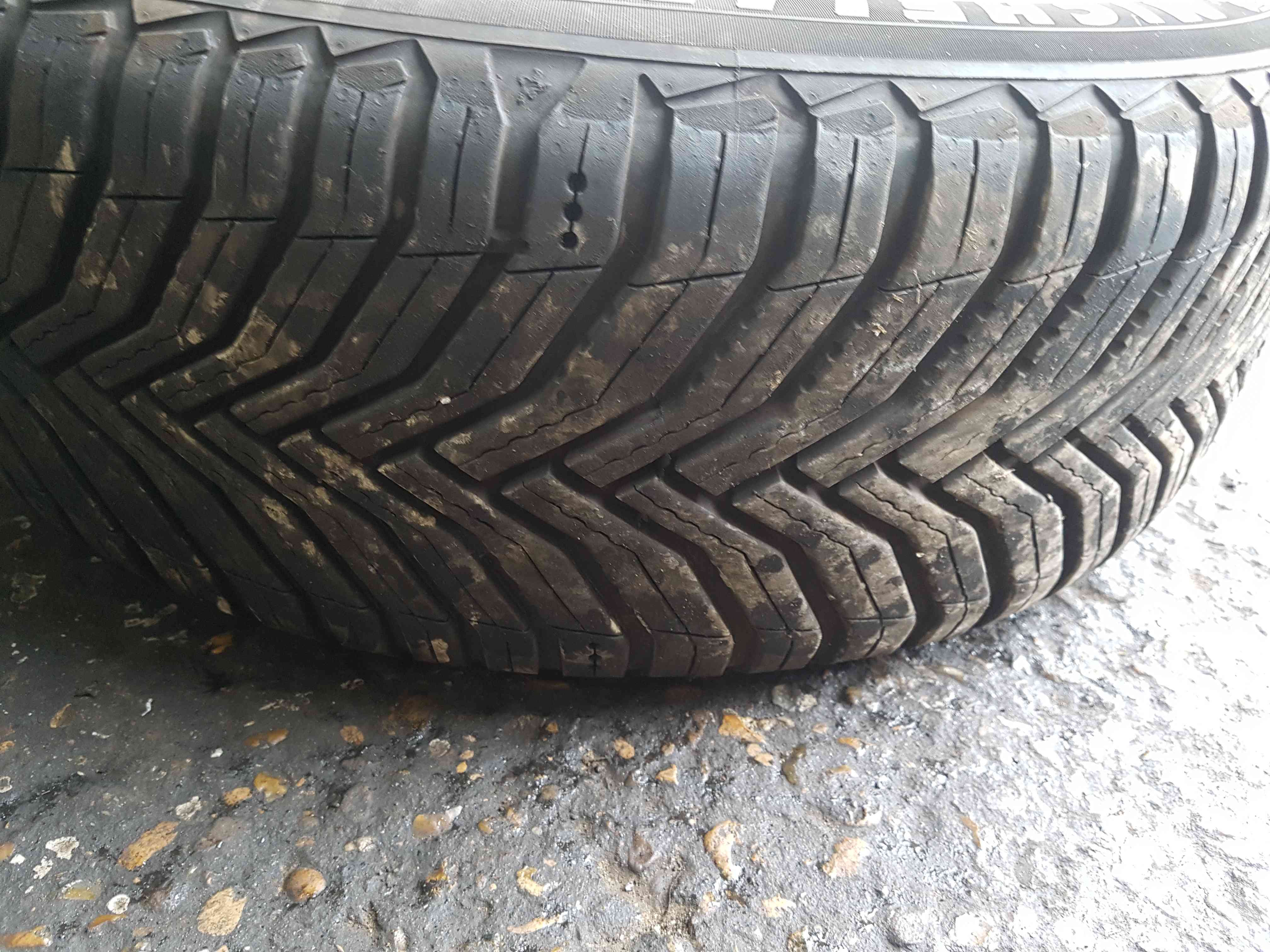 Thumb 4 Renault Clio MK4 2013-2019 Passion Alloy Wheel + Tyre 195 55 16 6Mm 4/5