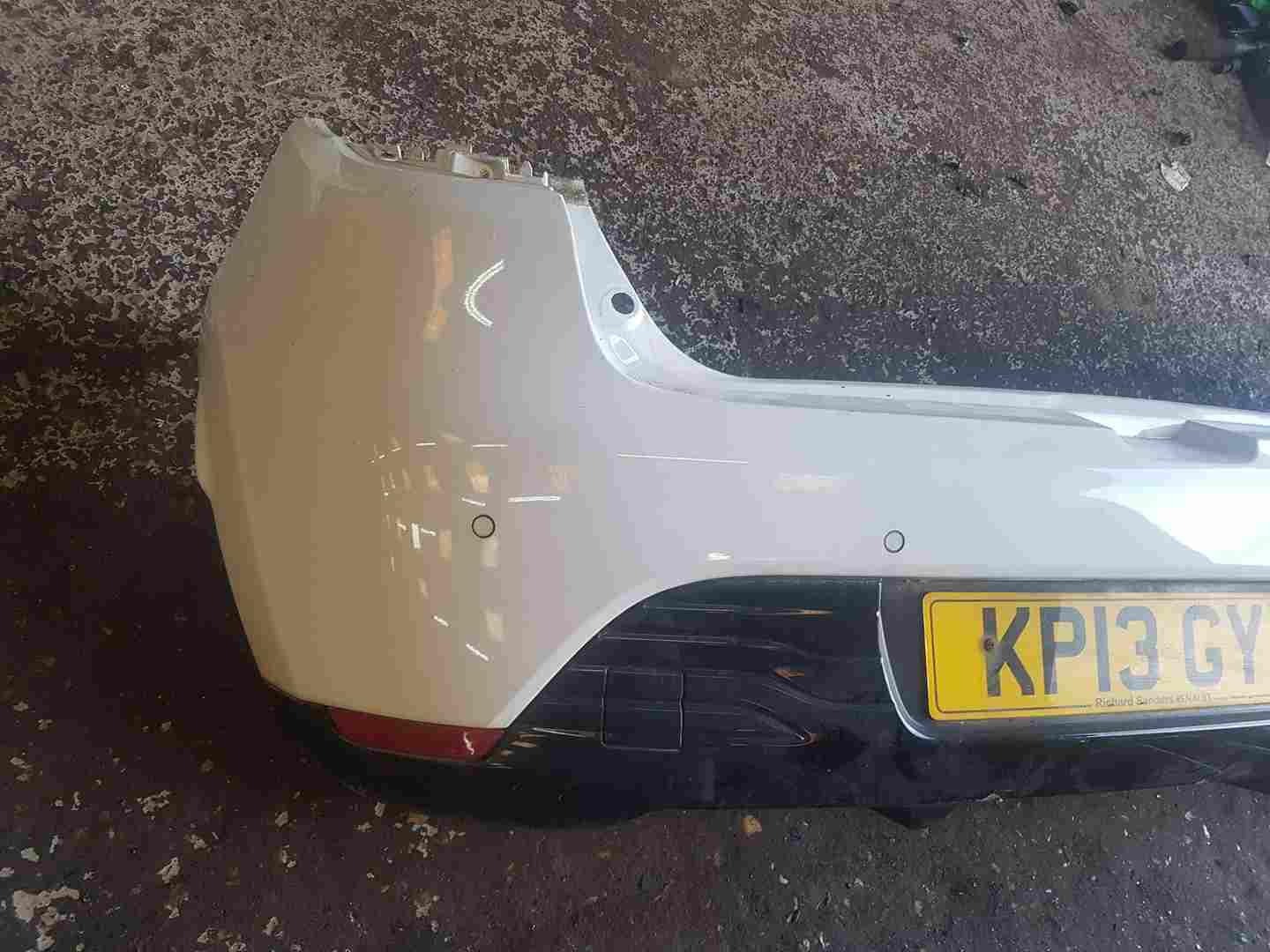Thumb 3 Renault Clio MK4 2013-2019 Rear Bumper White Ov369