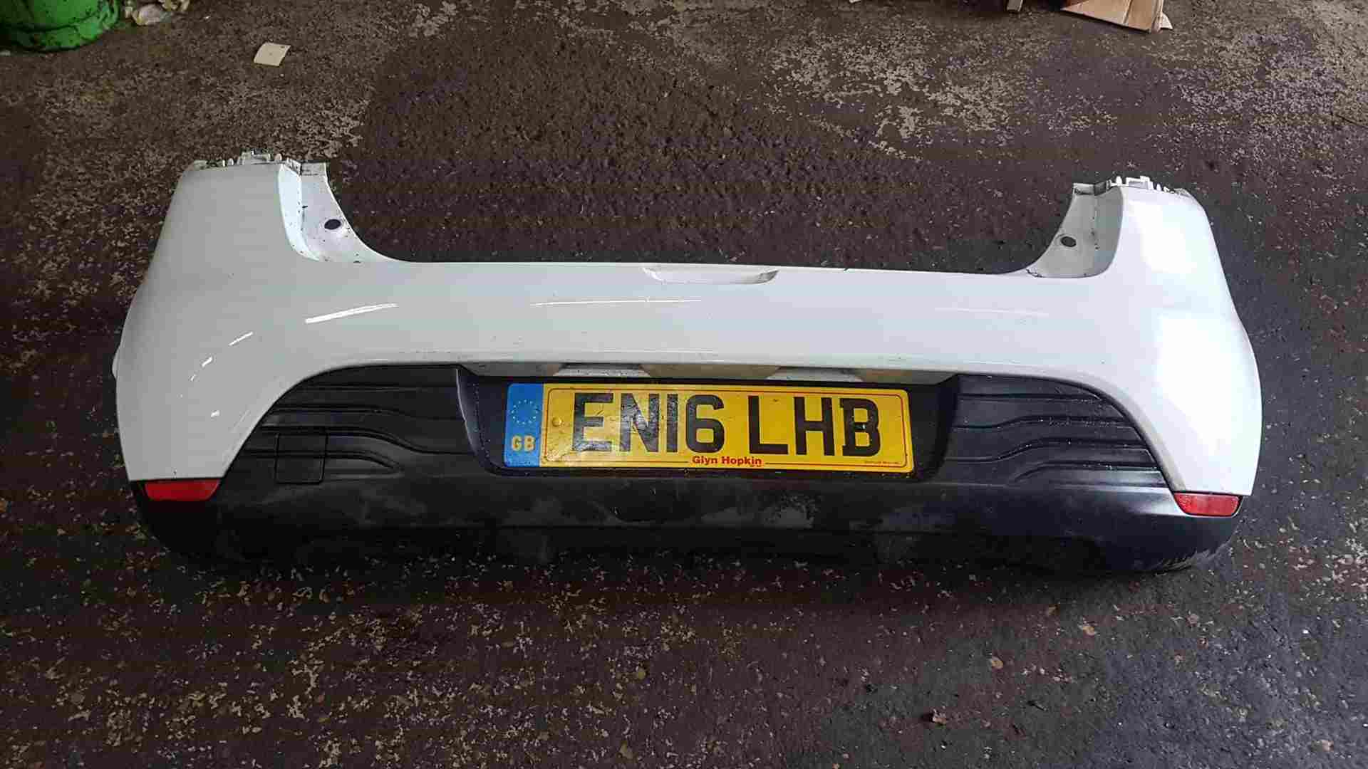 Renault Clio MK4 2013-2019 Rear Bumper White Ov369