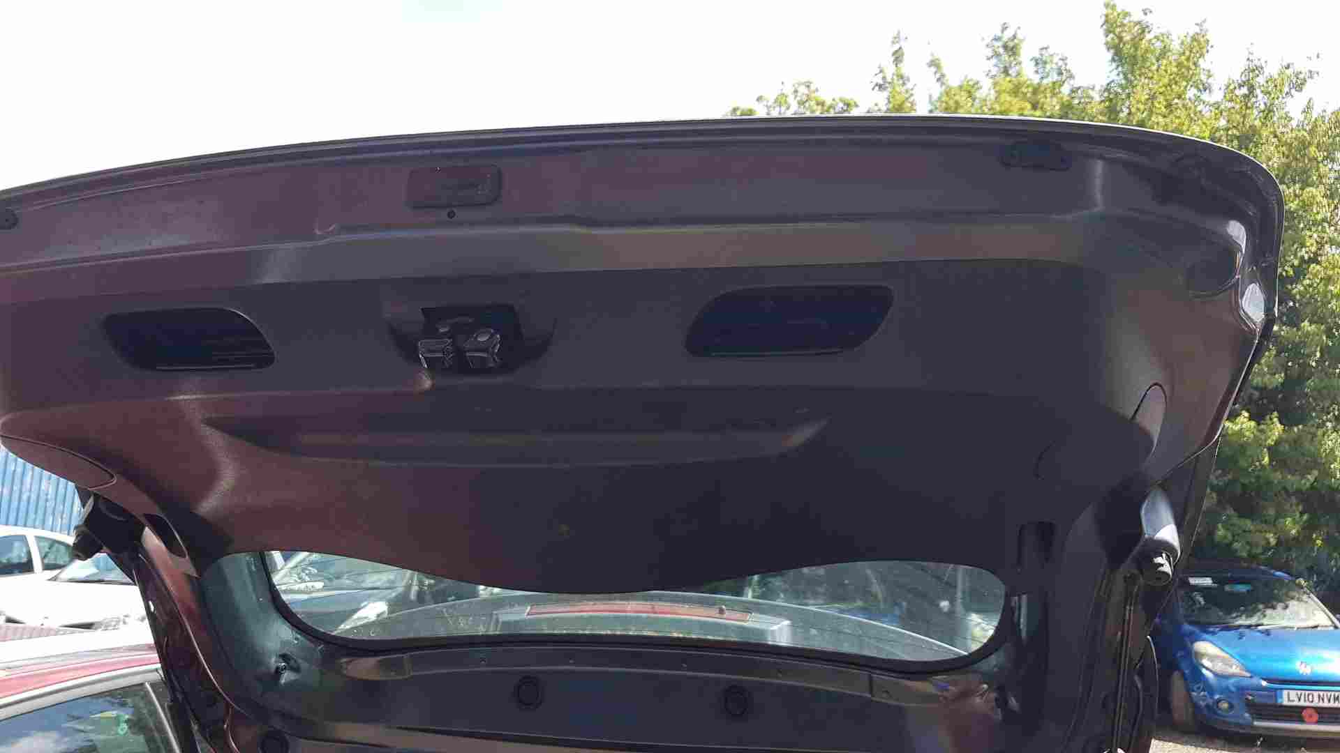 Thumb 3 Renault Clio MK4 2013-2019 Rear Tailgate Boot Grey Tekpn - Grey Titanium