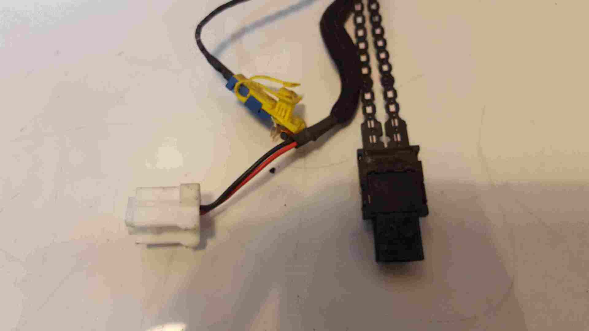 Thumb 2 Renault Clio MK4 2013-2019 Steering Wheel Squib Clock Spring Cruise Control