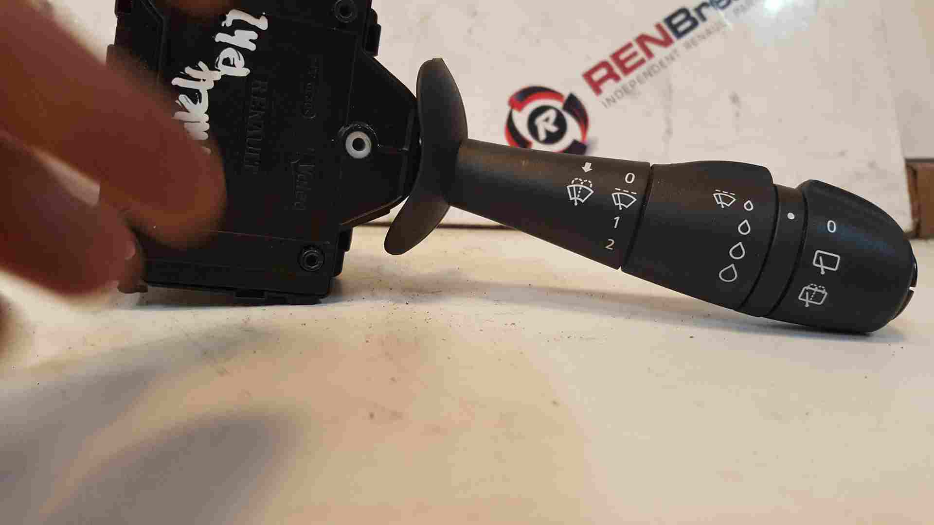 Thumb 7 Renault Clio MK4 2013-2019 Windscreen Washer Wiper Stalk 255675284R