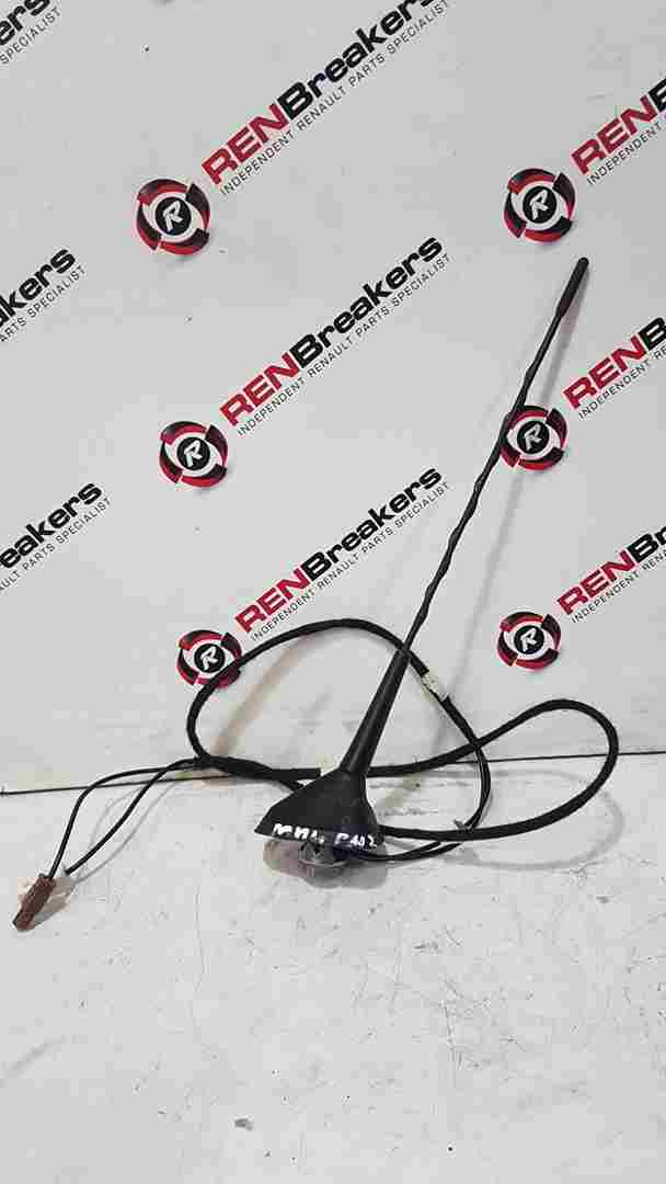 Thumb 2 Renault Clio MK4 2016-2019 Radio Antenna Aerial Brown White Plug