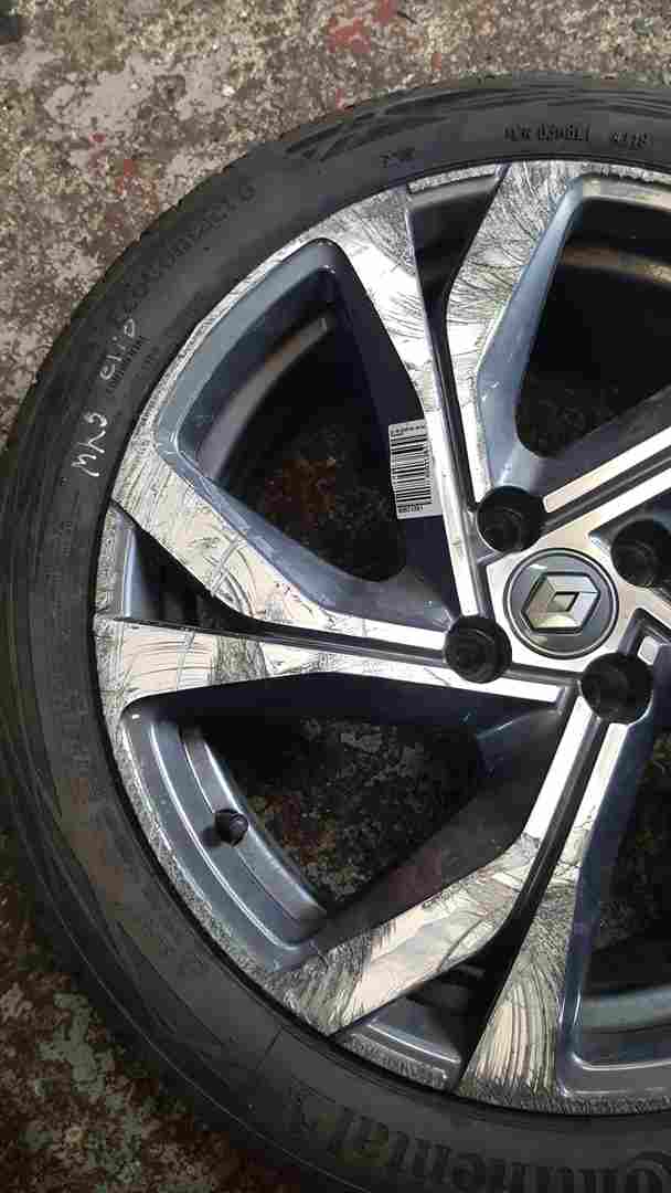 Thumb 7 Renault Clio MK5 2019-2021 Christophea Alloy Wheel 17Inch 2/5 403007131R