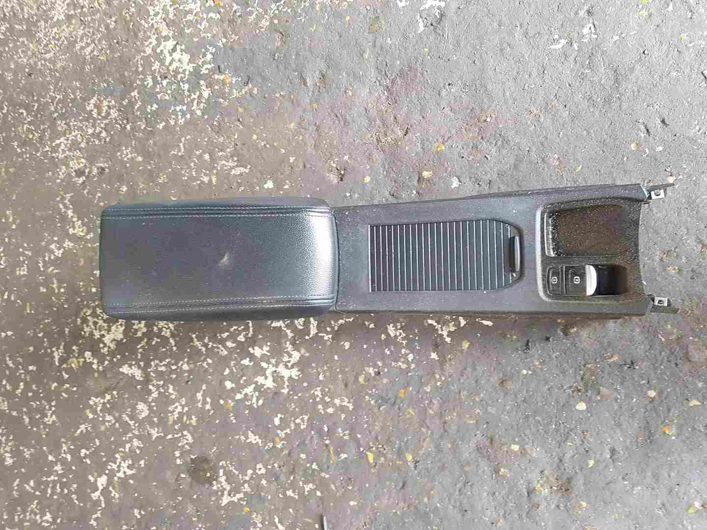 Renault Clio MK5 2019-2023 Centre Console Armrest Leather