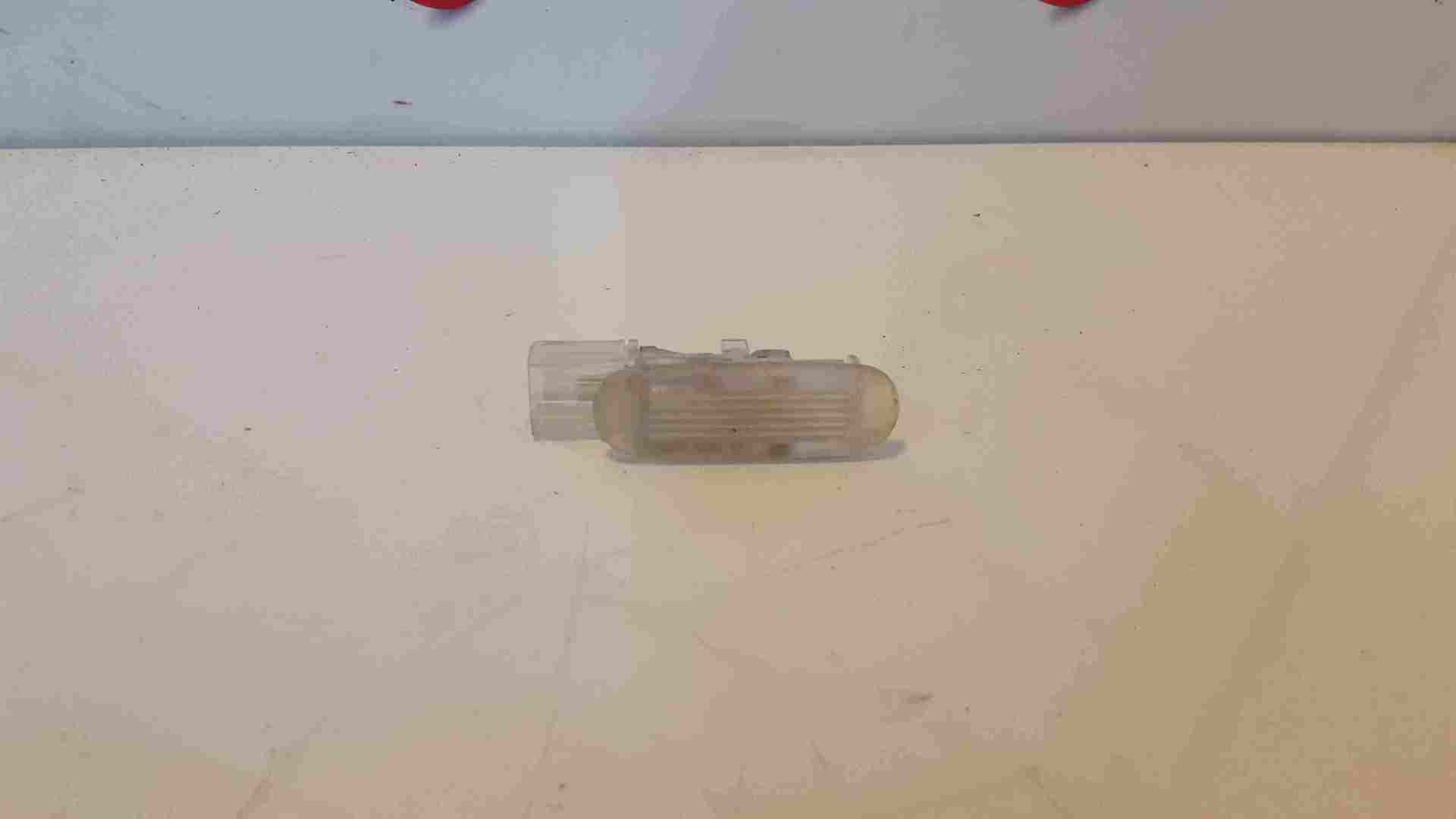 Thumb 2 Renault Clio Scenic MK3 2005-2012 Door Card Puddle Light 8200120715