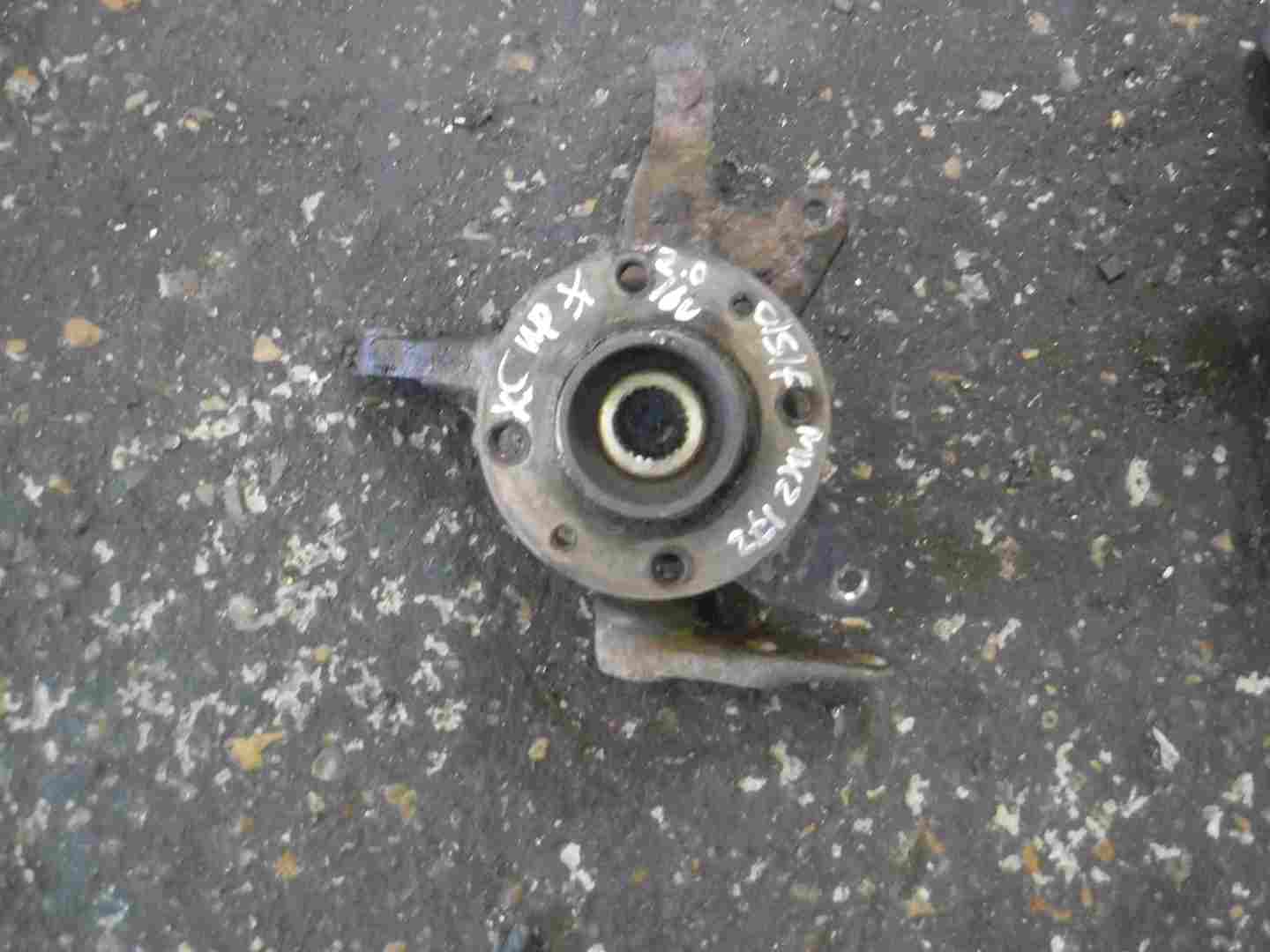 Renault Clio Sport 2001-2006 172 182 CUP 2.0 Drivers OSF Front Wheel Hub
