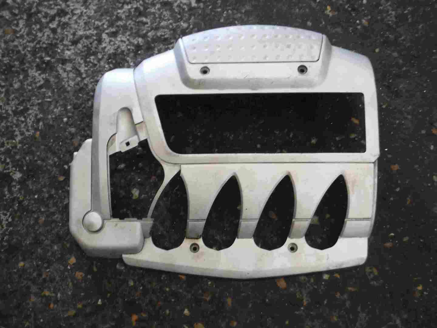 Renault Clio Sport 2001-2006 172 182 Engine Cover Plastic 8200097512