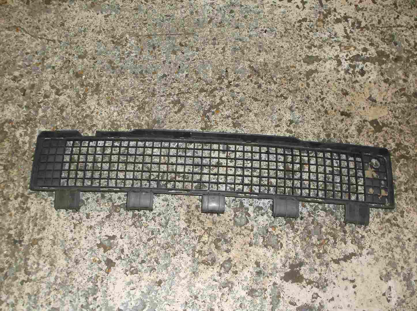 Renault Clio Sport 2001-2006 172 182 Front Bumper Grill Bottom 6000073773