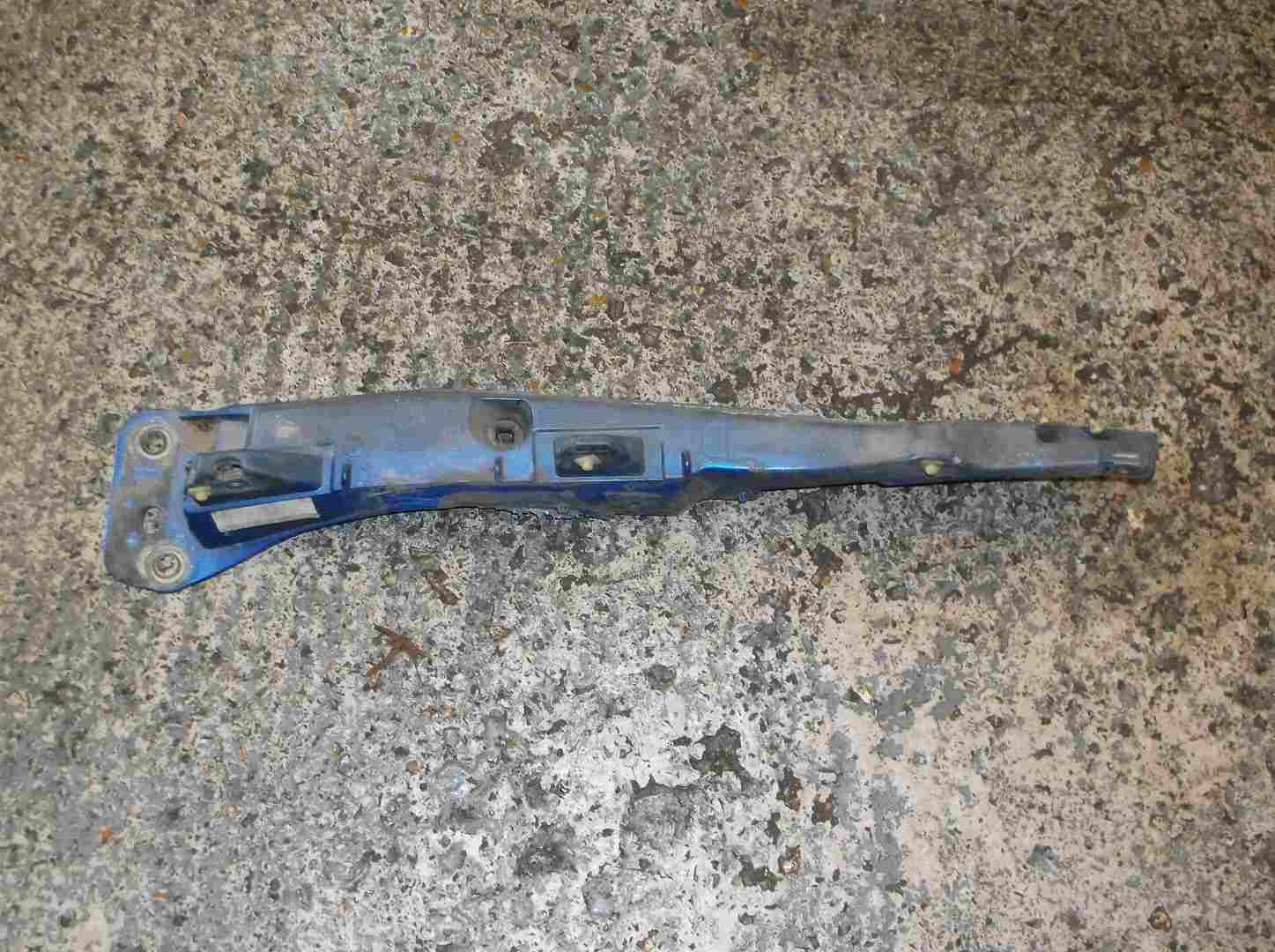 Renault Clio Sport 2005-2012 197 200 Drivers OSF Wing Bracket Top