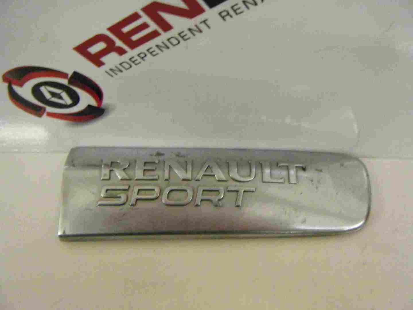 Renault Clio Sport 2006-2012 197 200 Bullet Moulding Sport Badge Drivers OS
