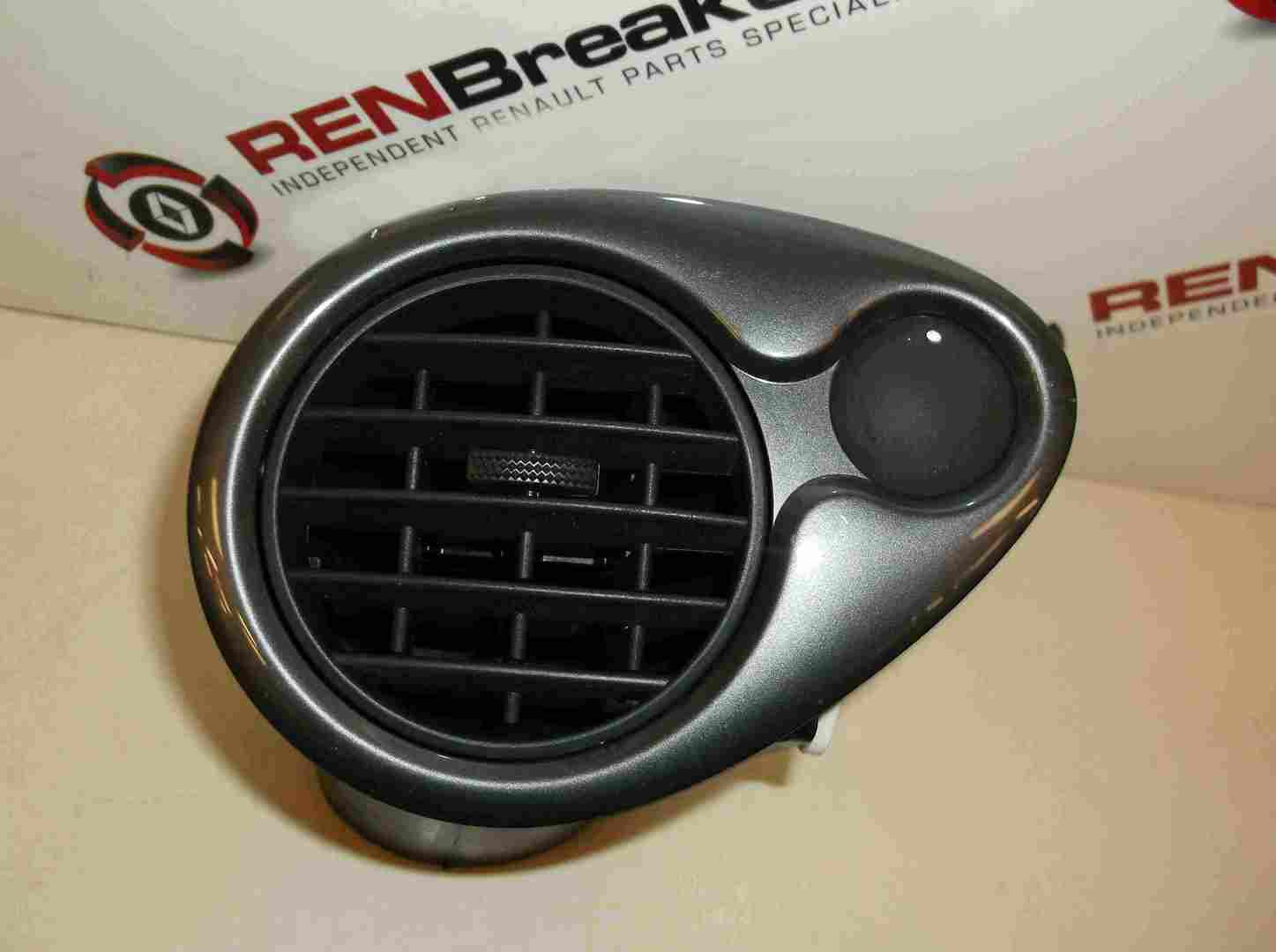 Renault Clio Sport 2009-2012 200 Drivers OSF Dashboard Air Vent Silver
