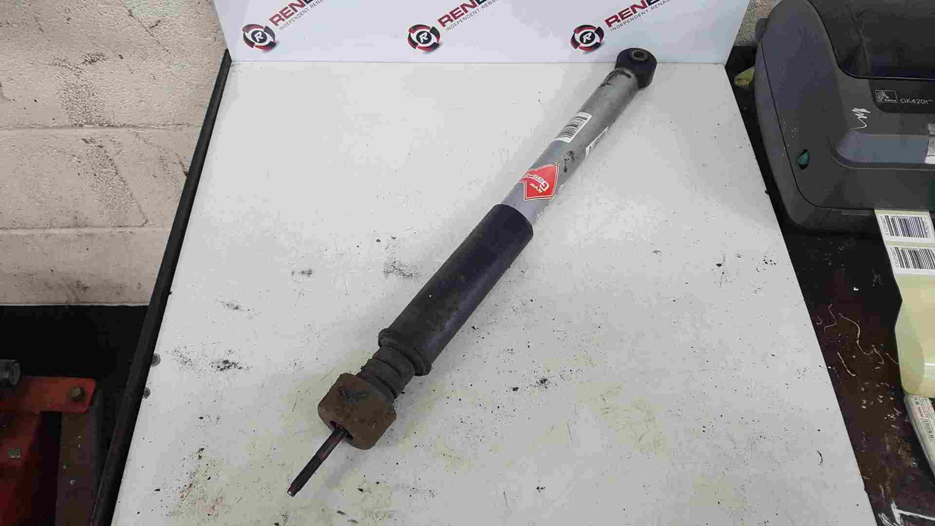 Thumb 3 Renault Clio Sport MK2 2001-2006 172 182 Passenger Drivers Rear Suspension Shock