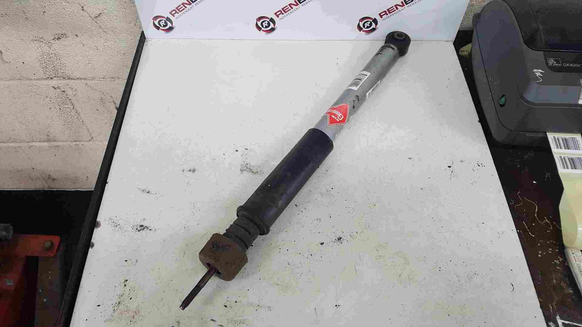 Thumb 4 Renault Clio Sport MK2 2001-2006 172 182 Passenger Drivers Rear Suspension Shock