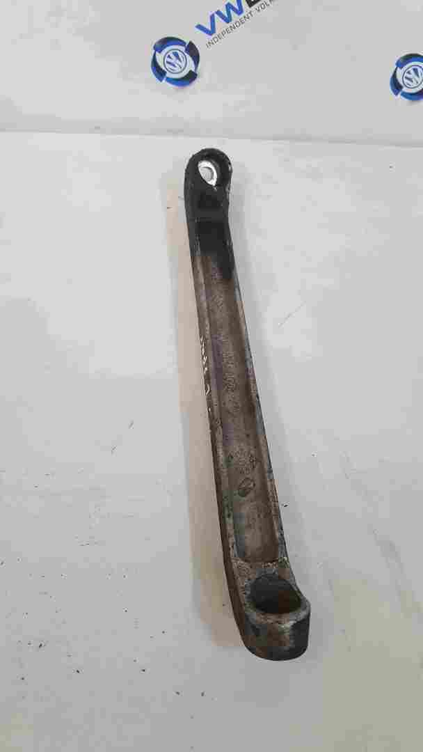 Thumb 2 Renault Clio Sport MK2 2001-2006 182 2.0 16v Engine Mount Bracket Alternator