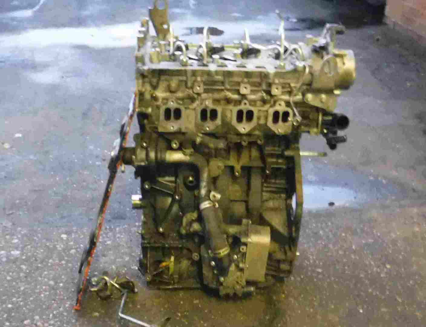 Renault Espace + Laguna 2004-2013 2.0 dCi Engine M9R 740 Broken
