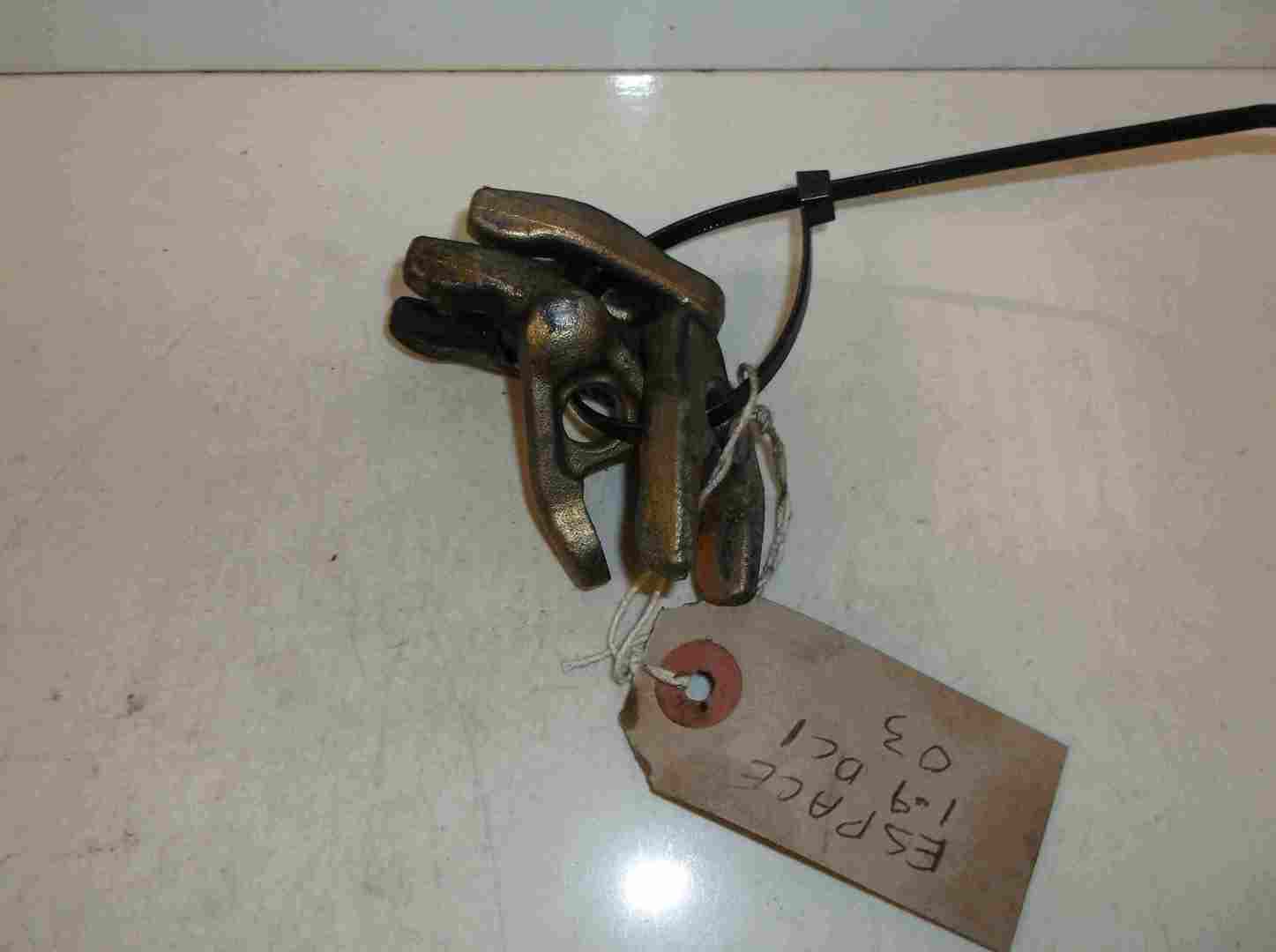 Renault Espace 2003-2013 1.9 dCi Injector Locking Bracket