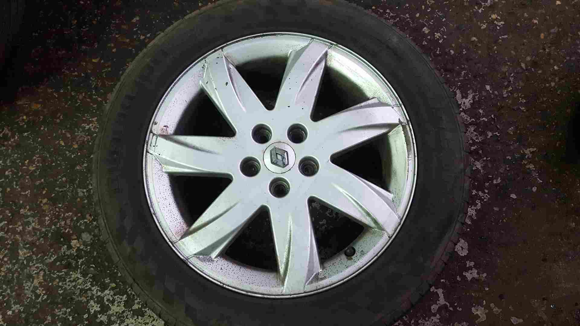 Thumb 2 Renault Espace 2003-2013 Alloy Wheel 17Inch 4/5