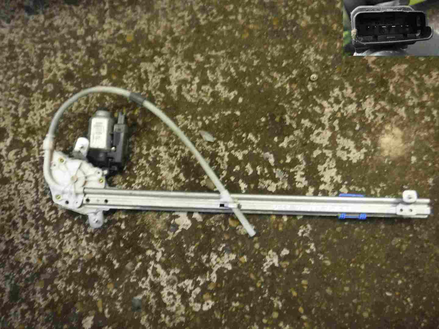 Renault Espace 2003-2013 Drivers OSR Rear Window Motor Regulator 6 pin