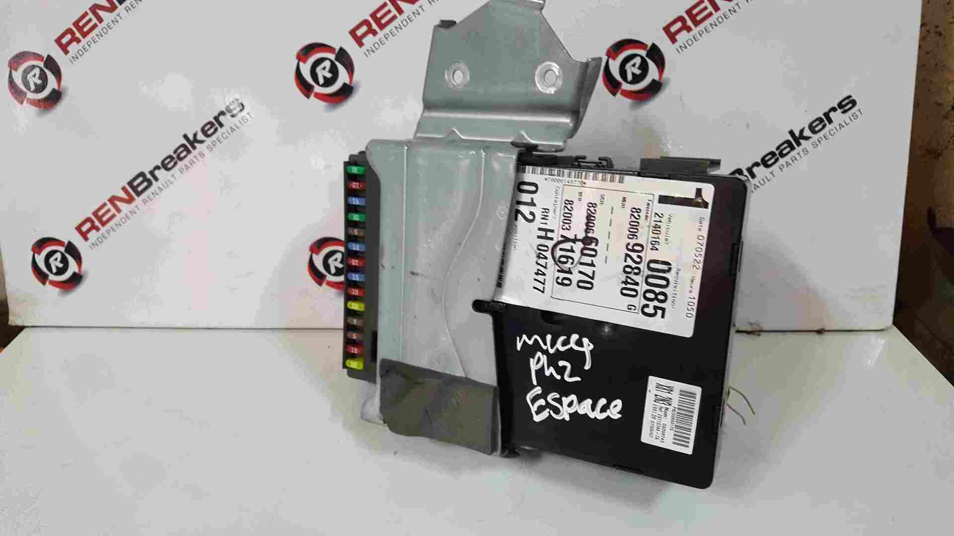 Thumb 2 Renault Espace 2003-2013 Fuse Box Board 8200660170