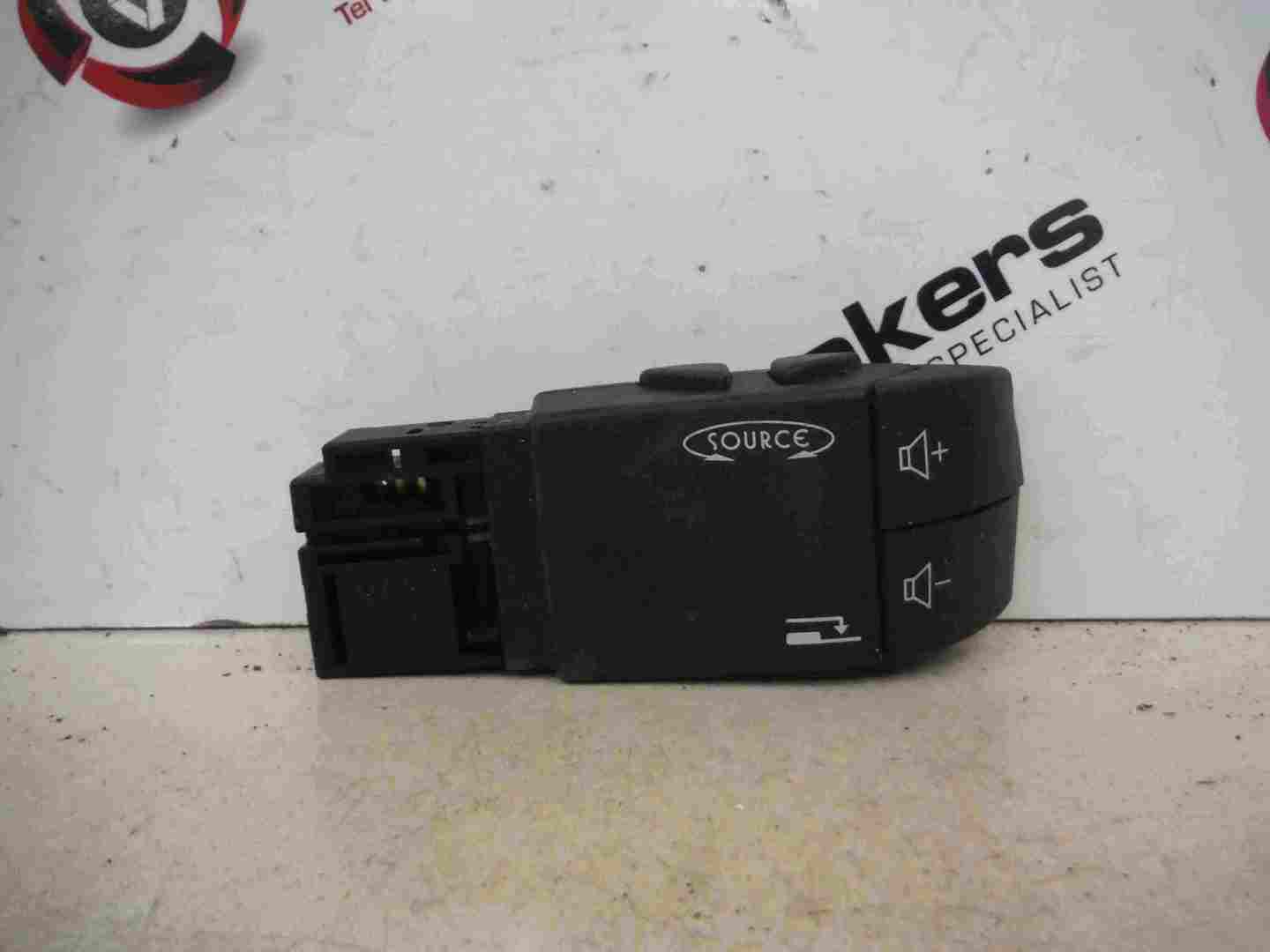 Renault Espace 2003-2013 Radio Control Stalk Button 7701049643