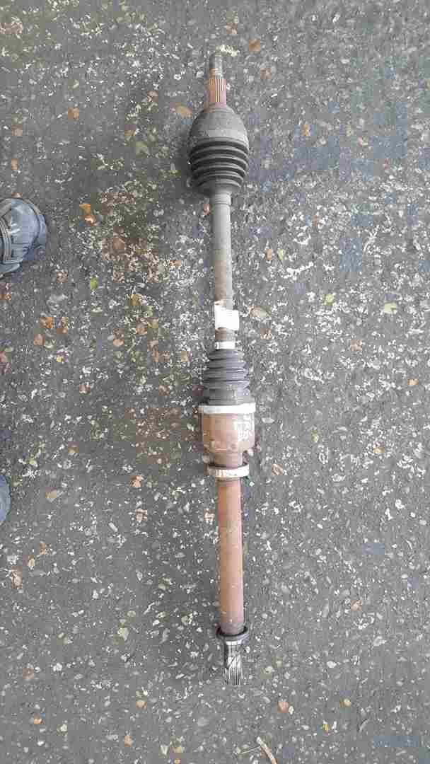 Renault Grand Modus 2008-2012 1.5 DCi Drivers OSF Front Driveshaft