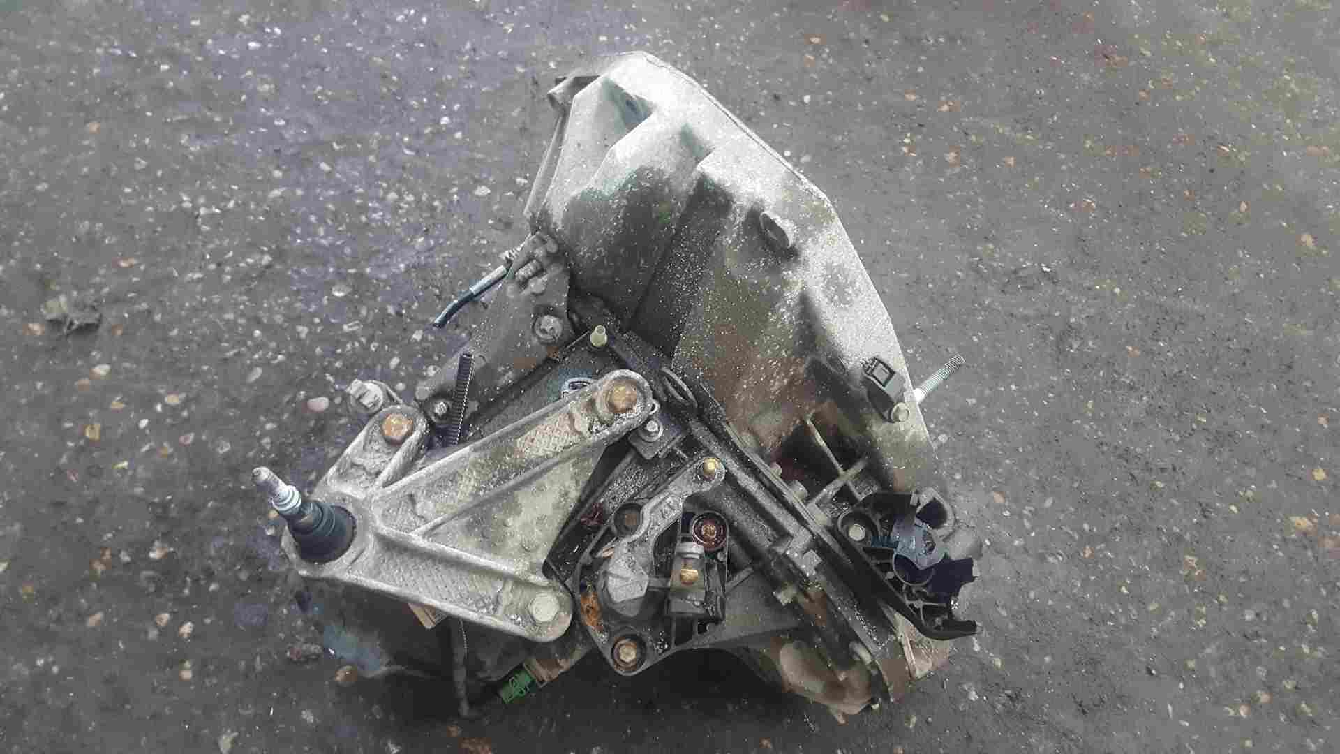 Thumb 8 Renault Grand Modus 2008-2012 1.5 DCI Gearbox JR5 322 5 Speed  JR5322