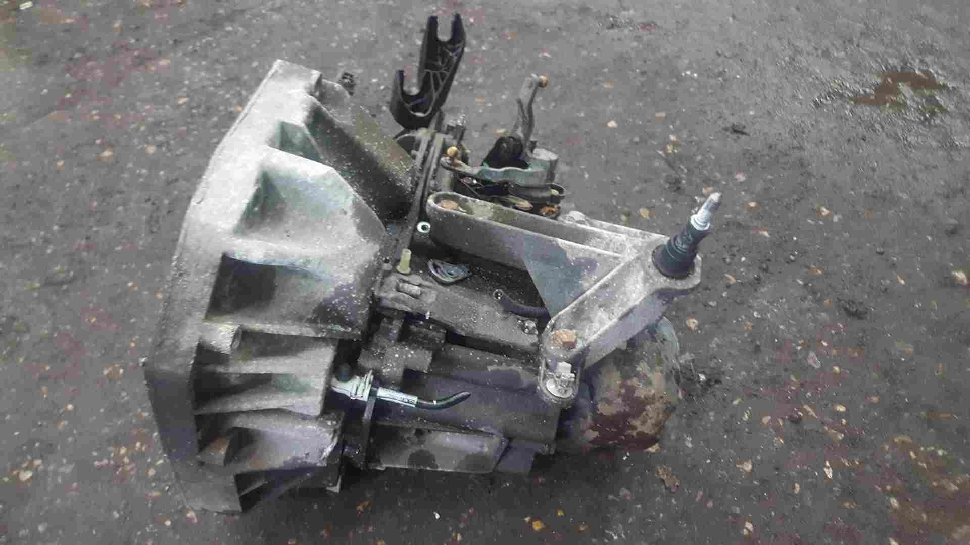 Thumb 7 Renault Grand Modus 2008-2012 1.5 DCI Gearbox JR5 322 5 Speed  JR5322
