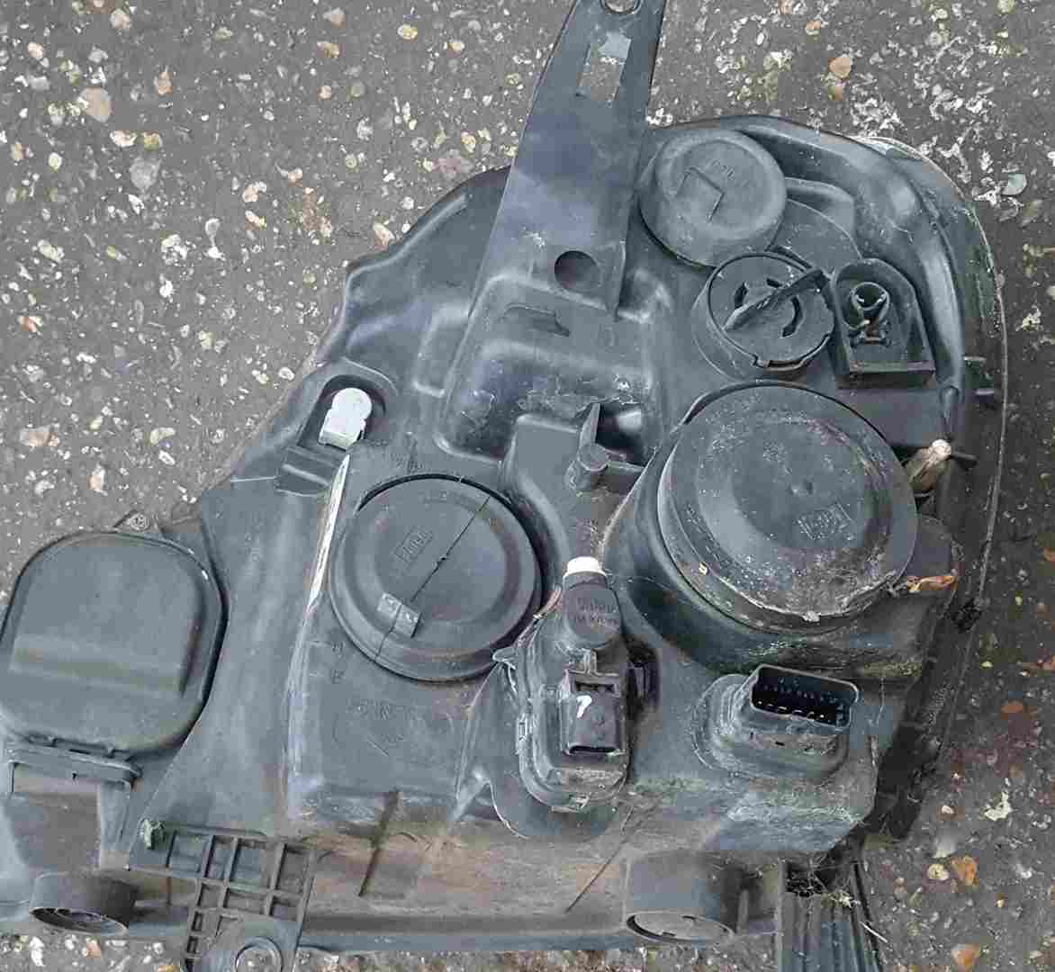 Thumb 3 Renault Grand Modus 2008-2012 Drivers OSF Front Headlight 8200658391