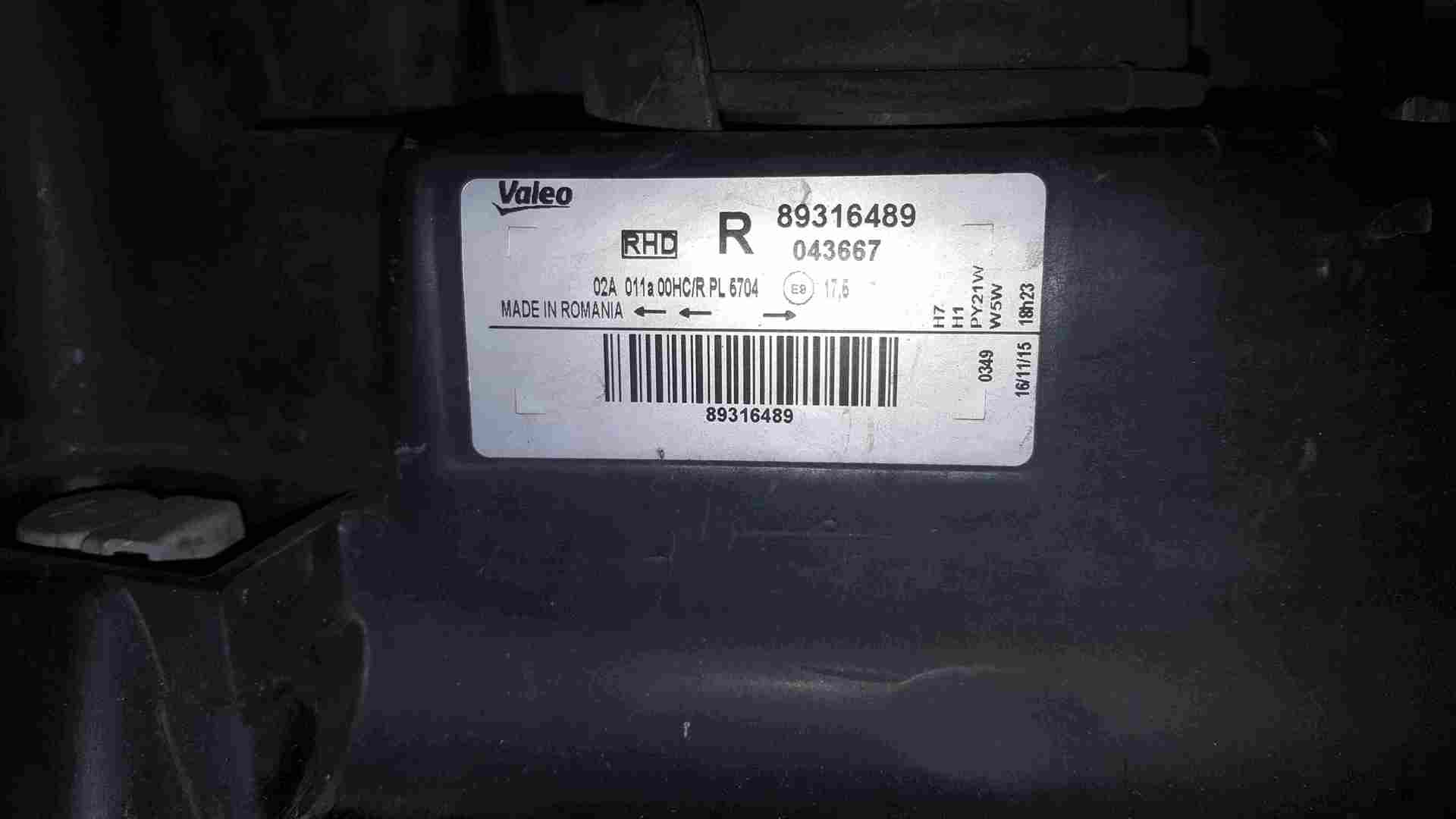 Renault Grand Modus 2008-2012 Drivers OSF Front Headlight N 89316489