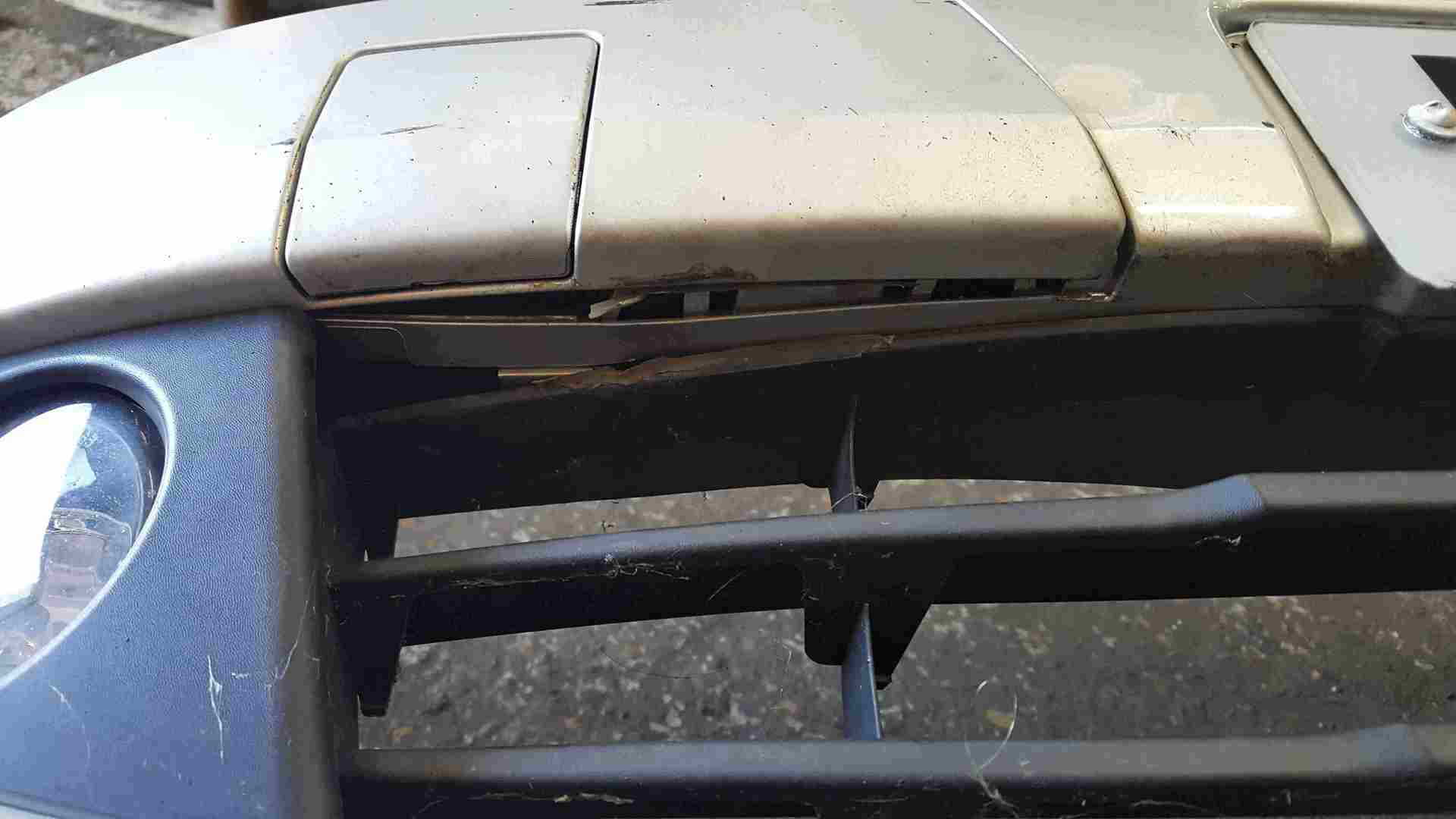 Thumb 3 Renault Grand Modus 2008-2012 Front Bumper Silver TED69