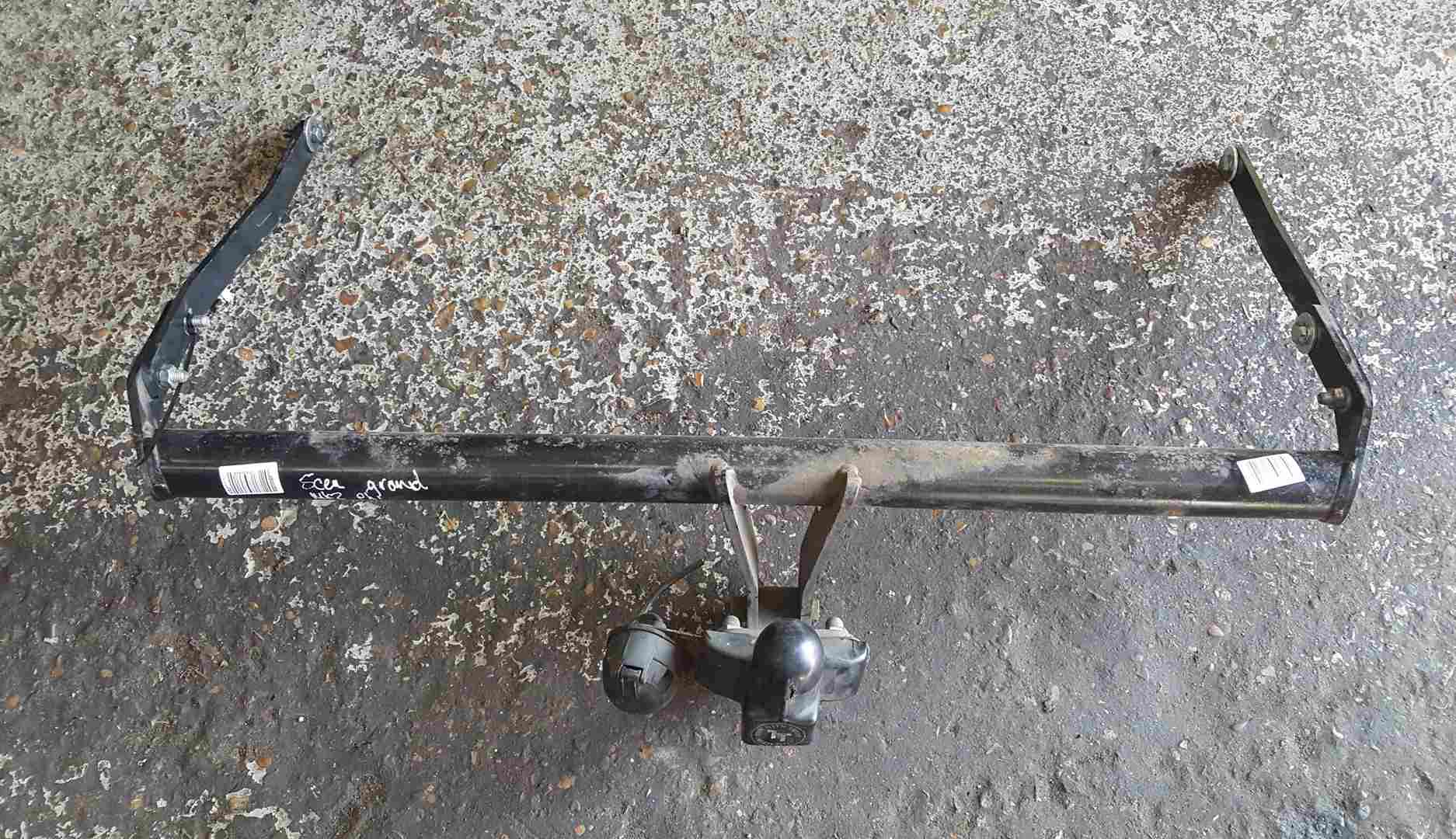 Renault Grand Scenic MK2 2003-2009 Tow Bar Complete