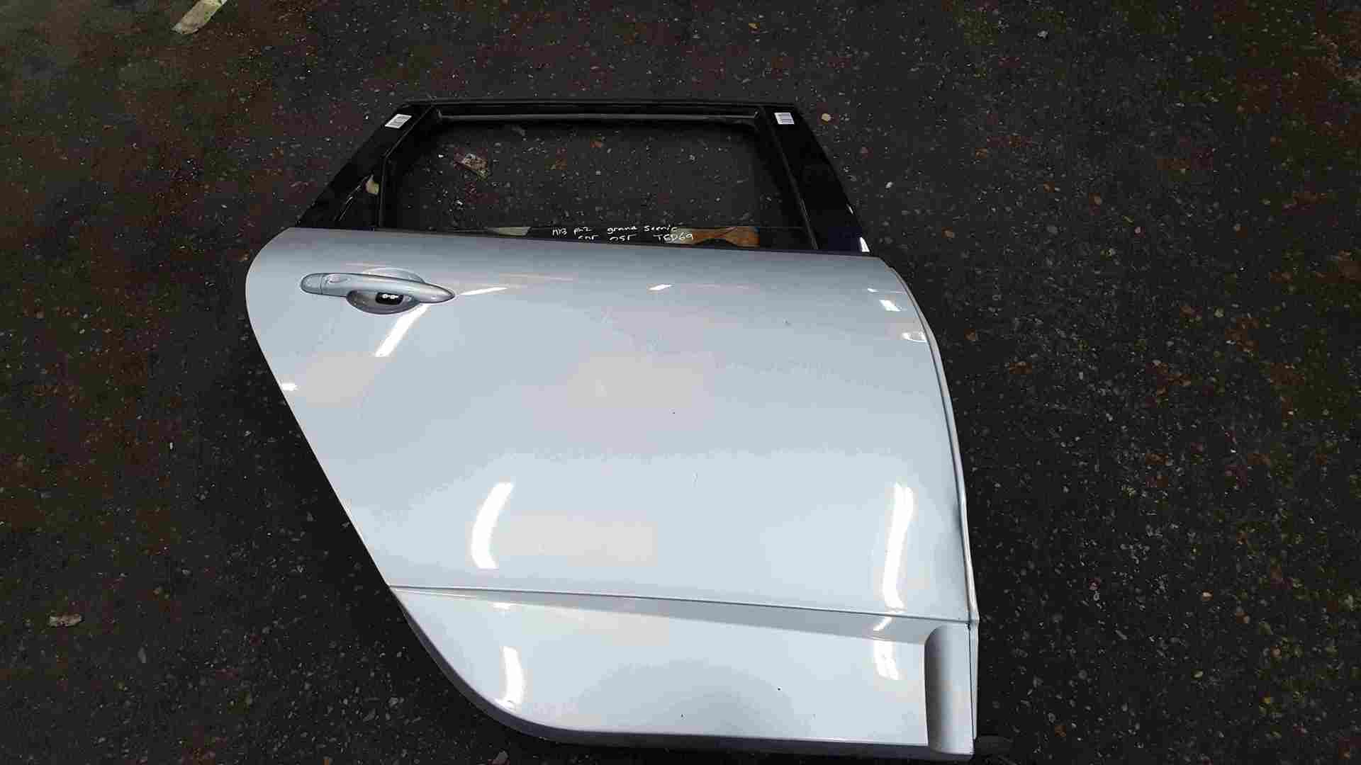 Renault Grand Scenic MK3 2009-2016 Drivers OSR Rear Door Silver TED69