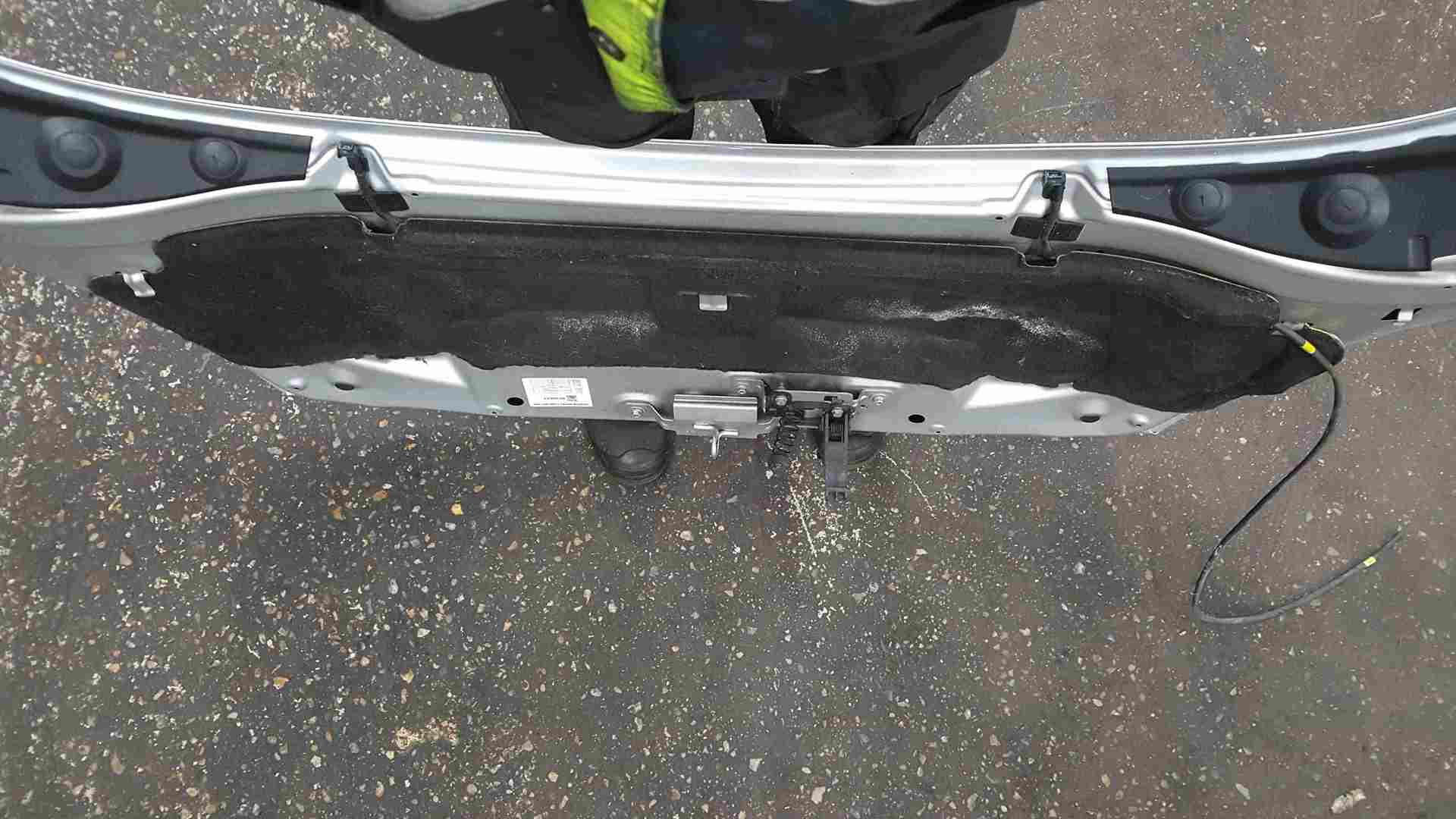 Thumb 2 Renault Grand Scenic MK3 2009-2016 Front Bonnet Silver TED69